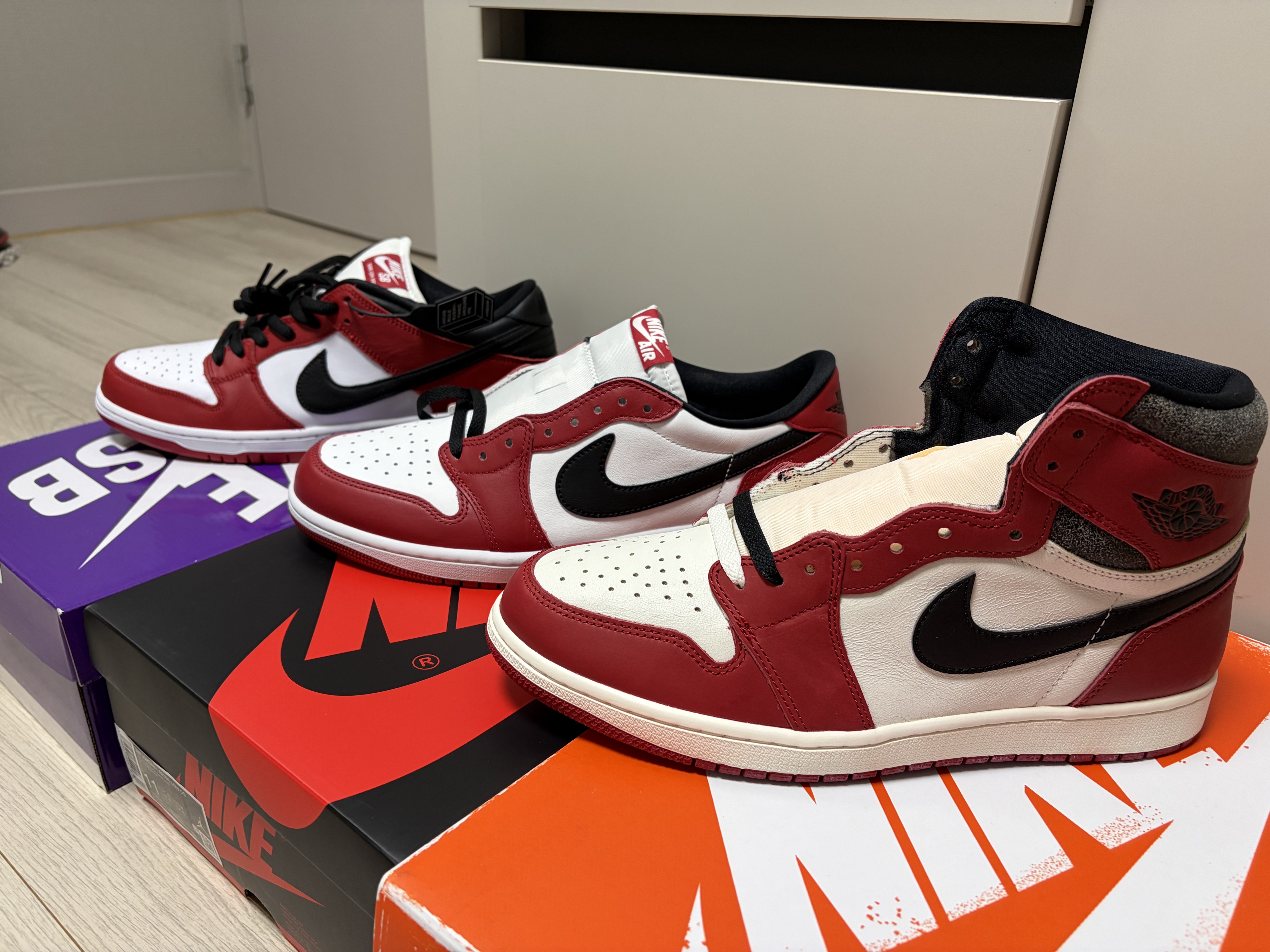 Jordan 1 Retro Low OG Chicago, Jordan 1 Retro High OG Chicago 2022 착용 스타일 - 1