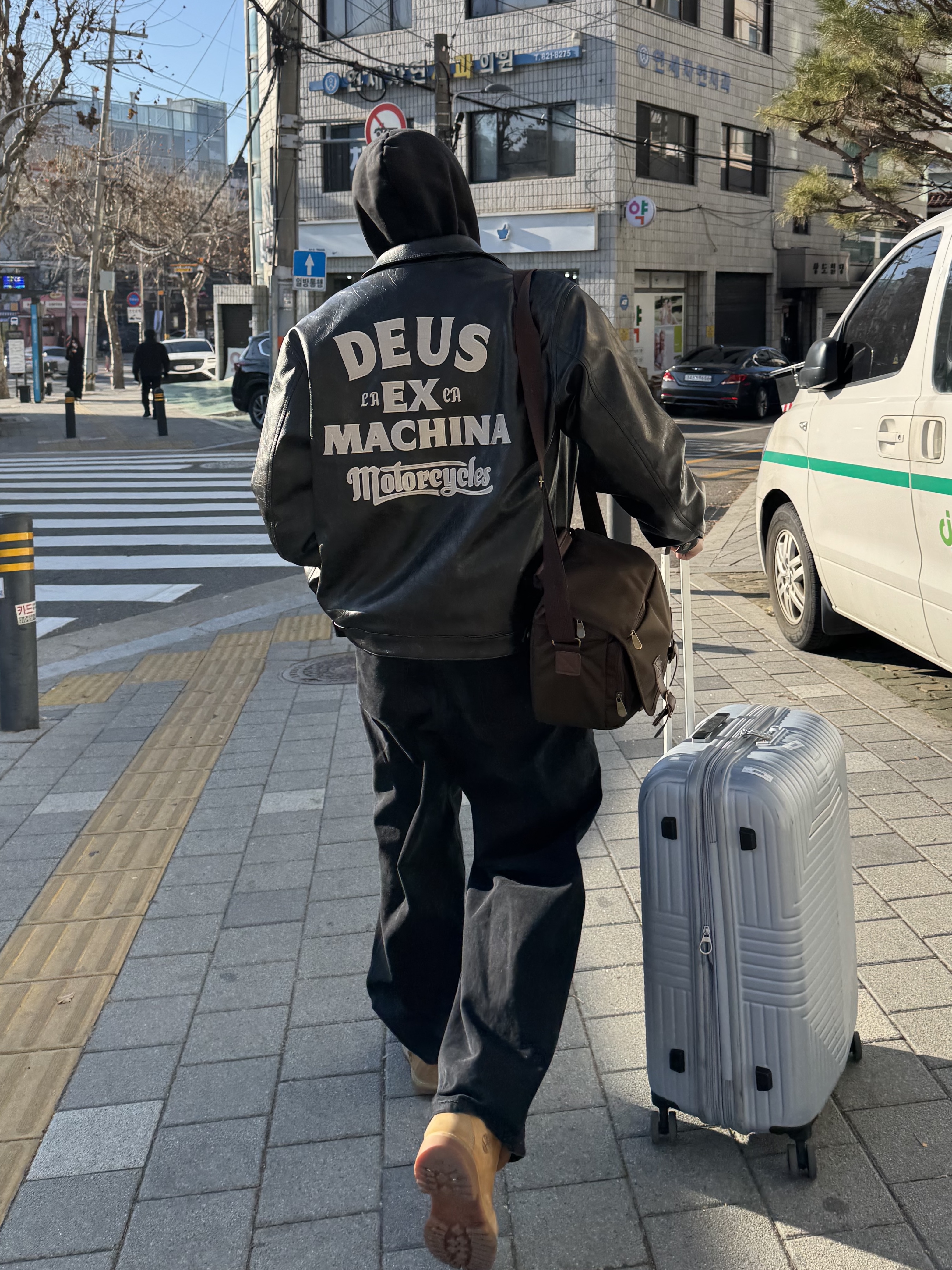 Deus Ex Machina Rider’s Friend Jacket Black, Timberland Premium 6 inch Waterproof Boot Wheat Nubuck - Wide 착용 스타일