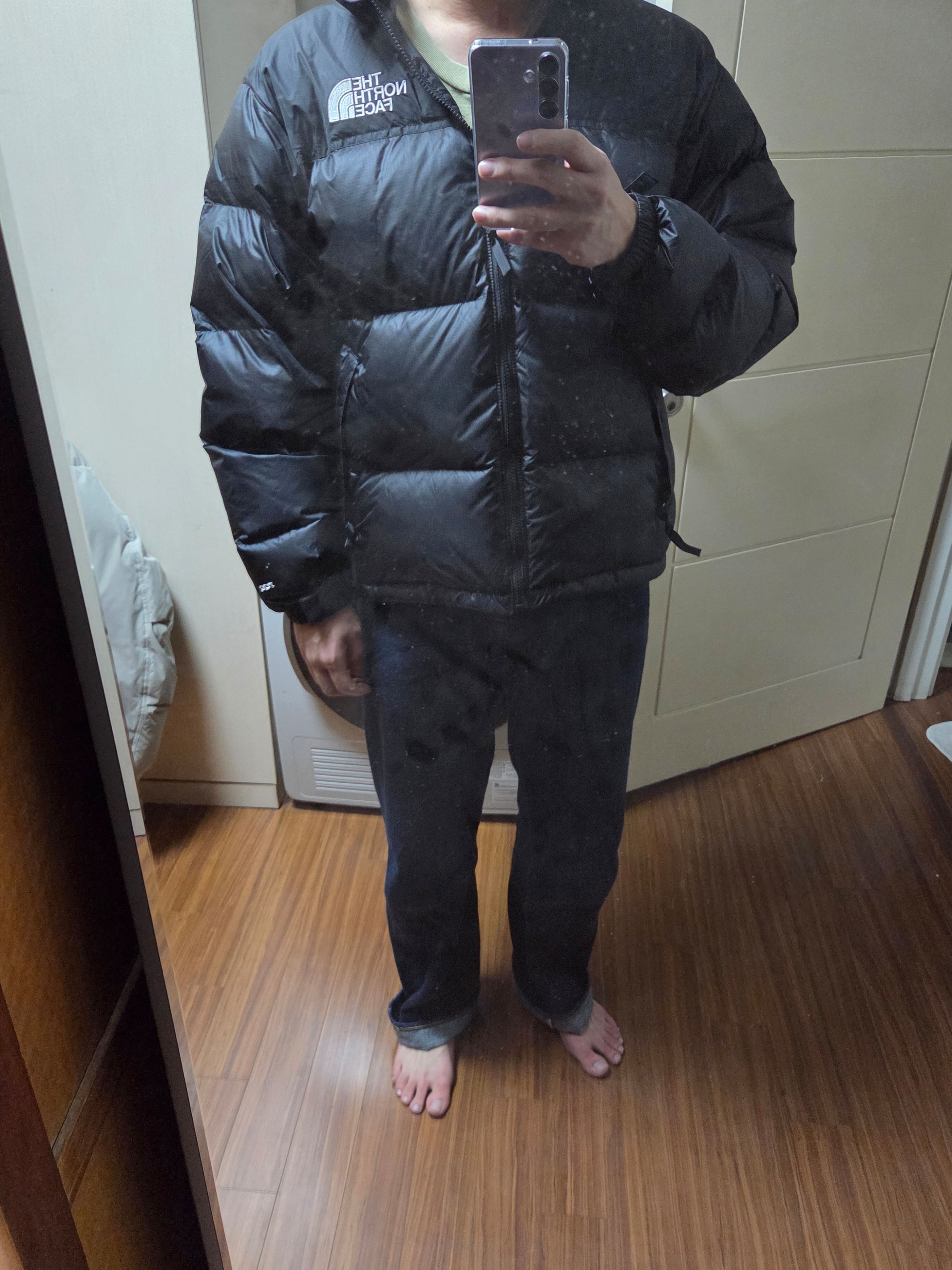 The North Face 1996 Retro Nuptse Down Jacket TNF Black 착용 스타일