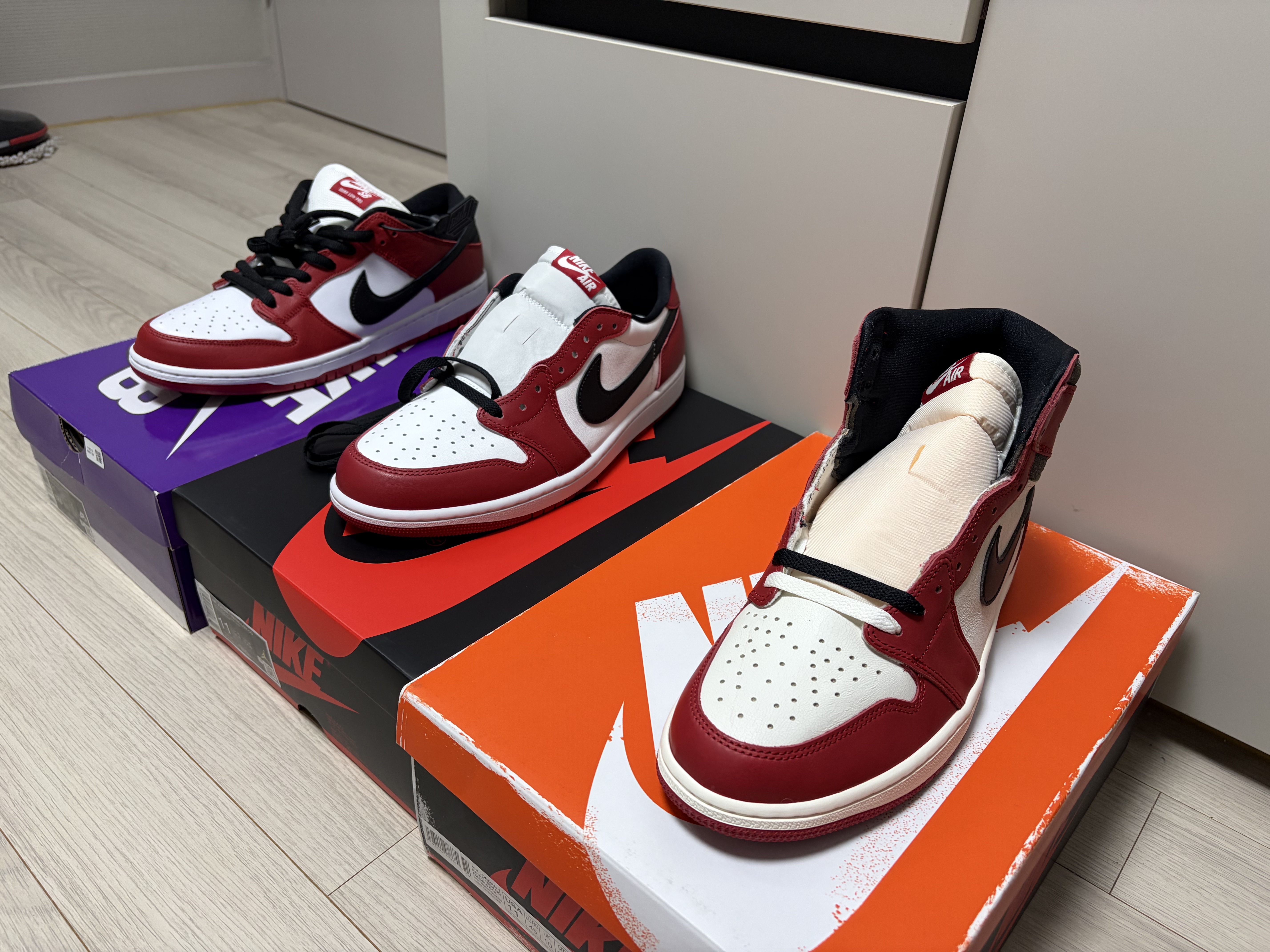Jordan 1 Retro Low OG Chicago, Jordan 1 Retro High OG Chicago 2022 착용 스타일 - 4