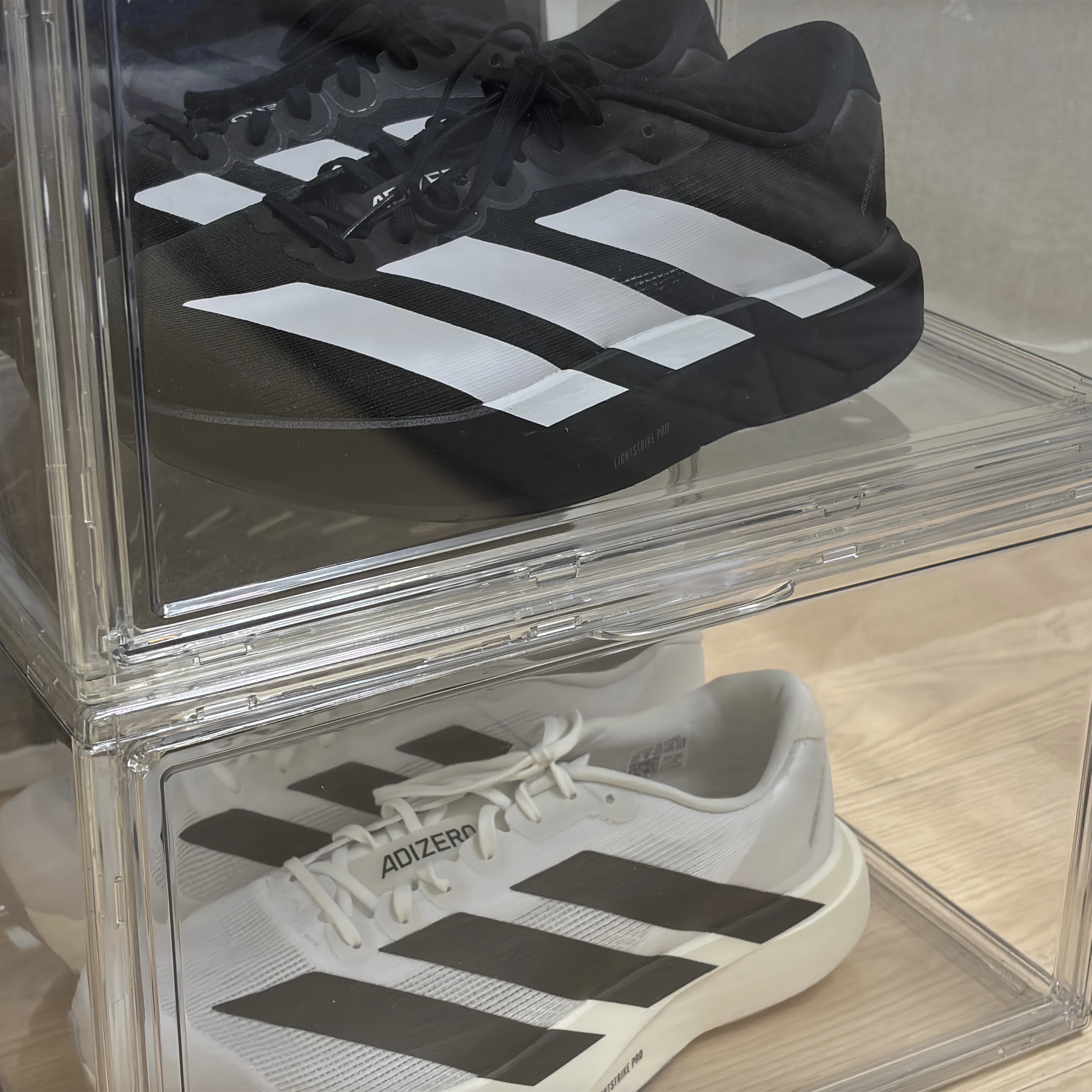 Adidas Adizero EVO SL Core Black Cloud White 착용 스타일