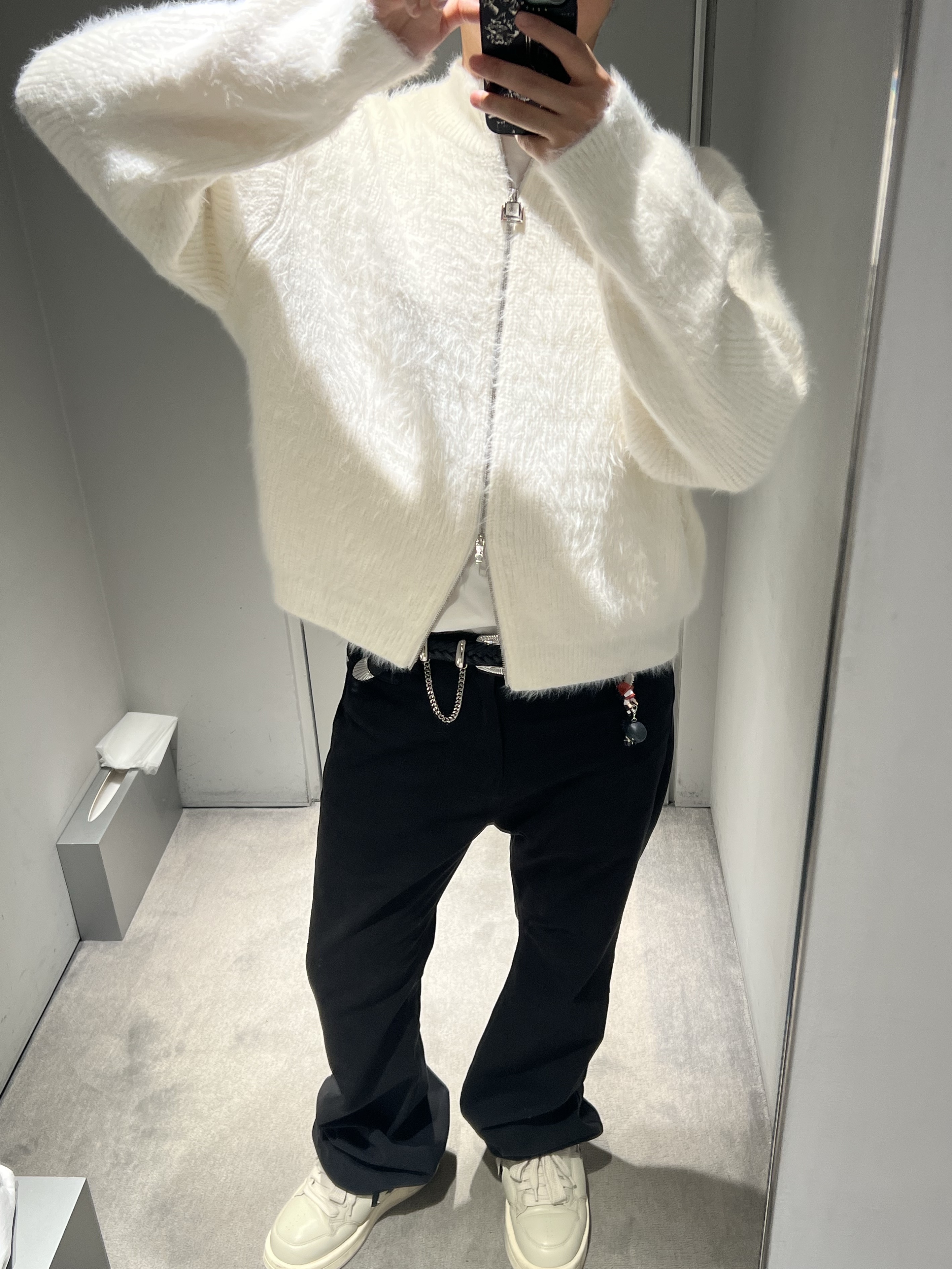 Wooyoungmi High Neck Zipup Sweater White - 24FW 착용 스타일