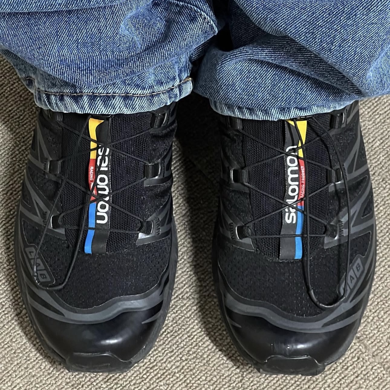 Salomon XT-6 ADV Black, IAB Studio Socks White (5 Pack) 착용 스타일 - 2