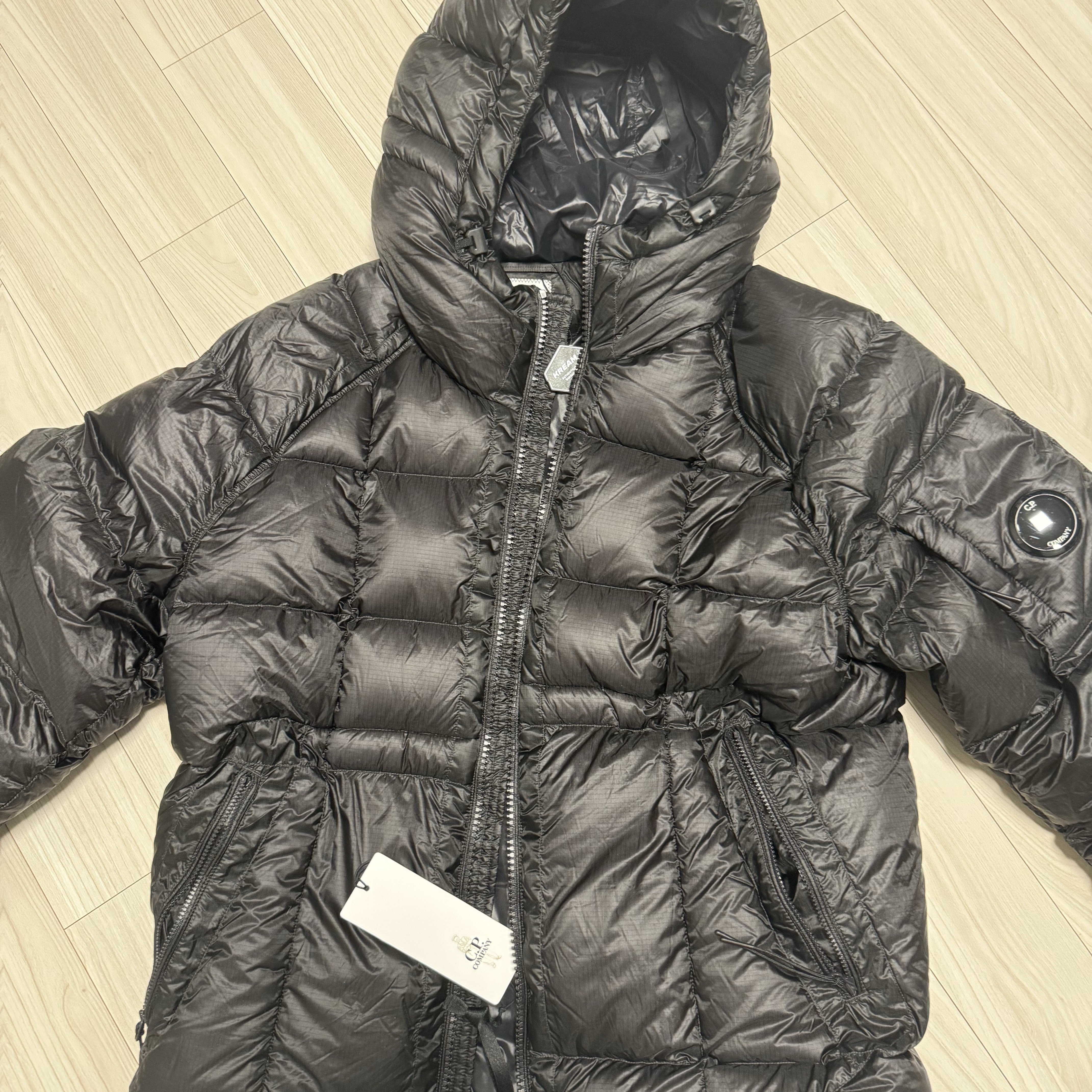 C.P. Company D.D. Shell Hooded Down Jacket Black - 25FW 착용 스타일
