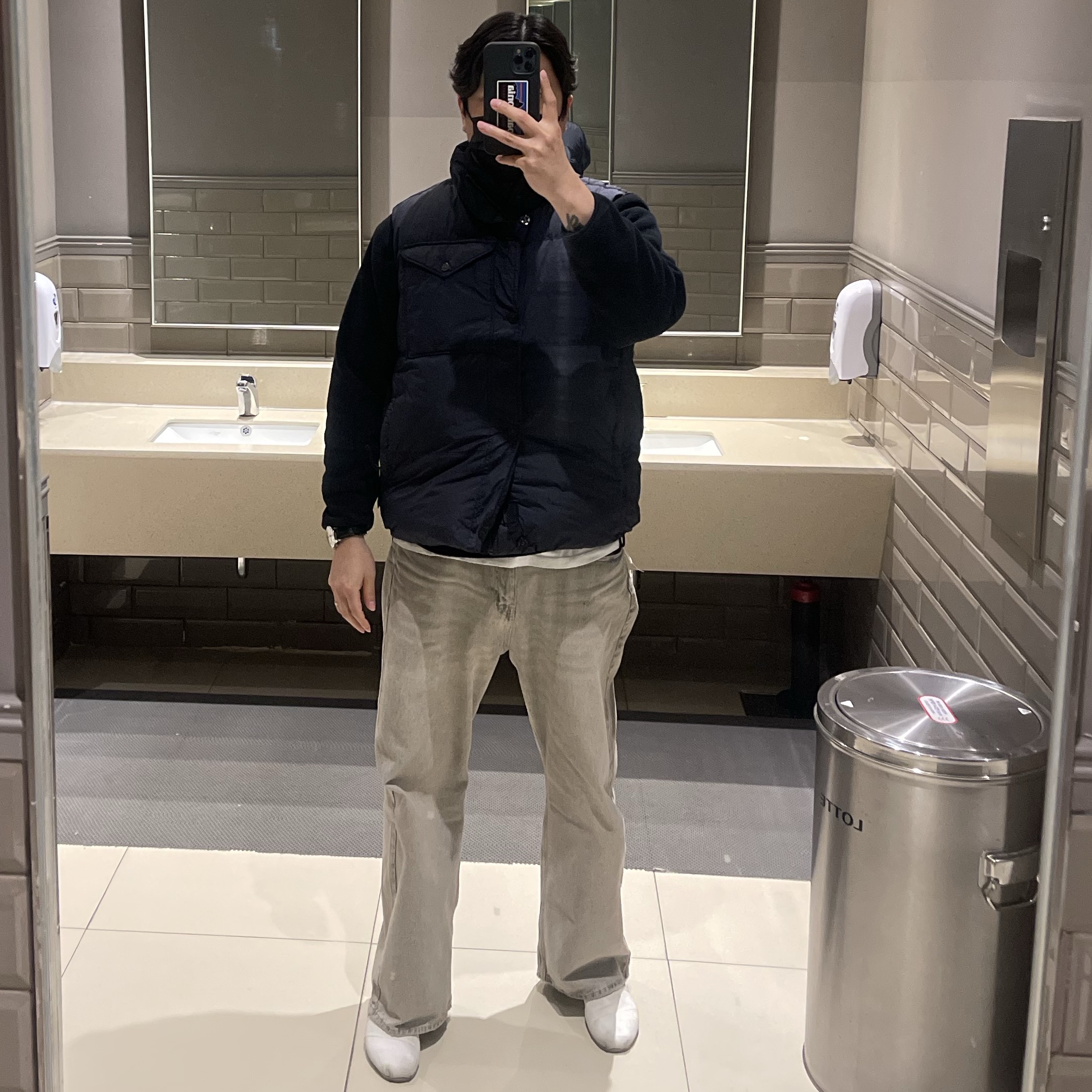 Stone Island G0223 Crinkle Reps R-NY Down Vest with Anti Drop Navy Blue - 24FW 착용 스타일