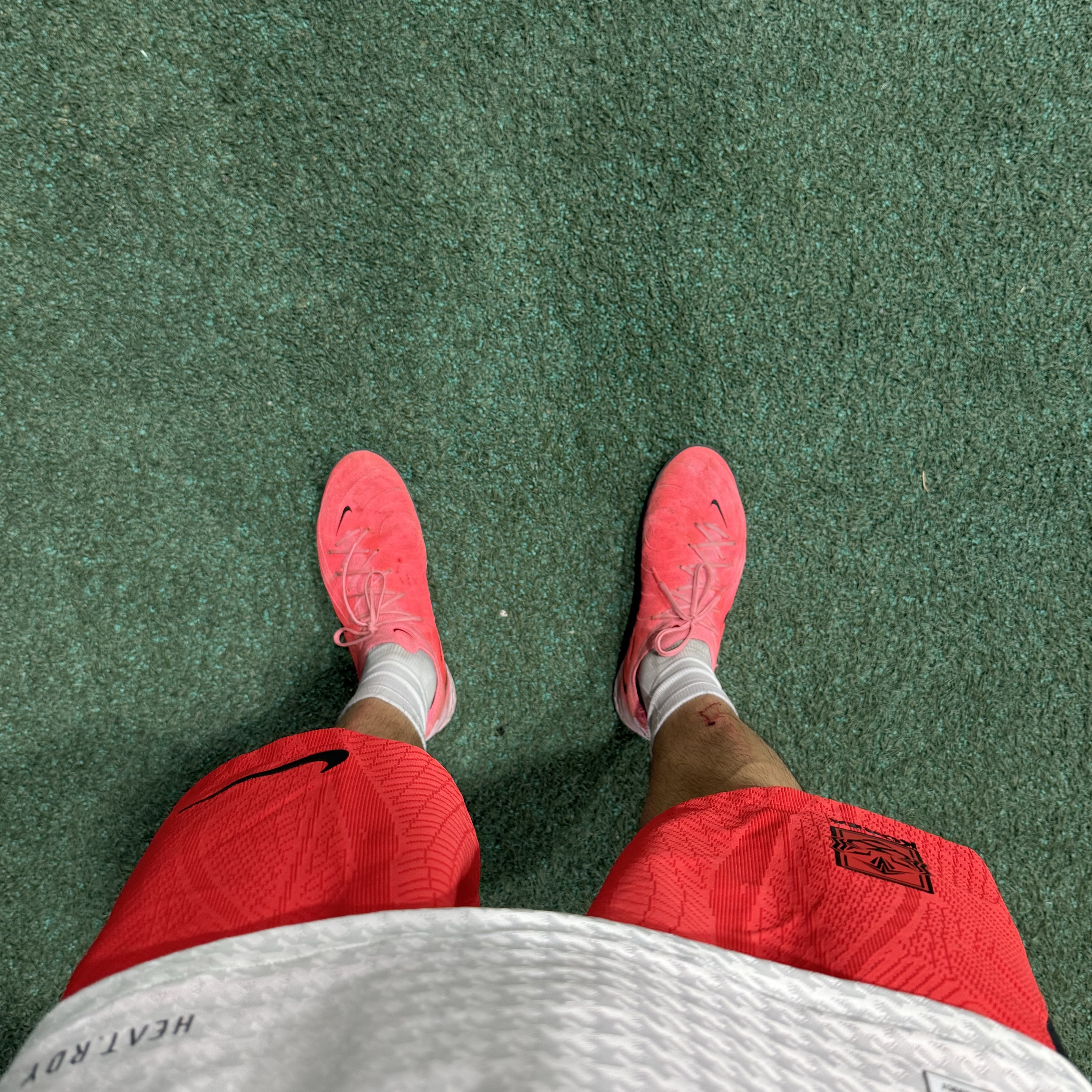 red huaraches outfit