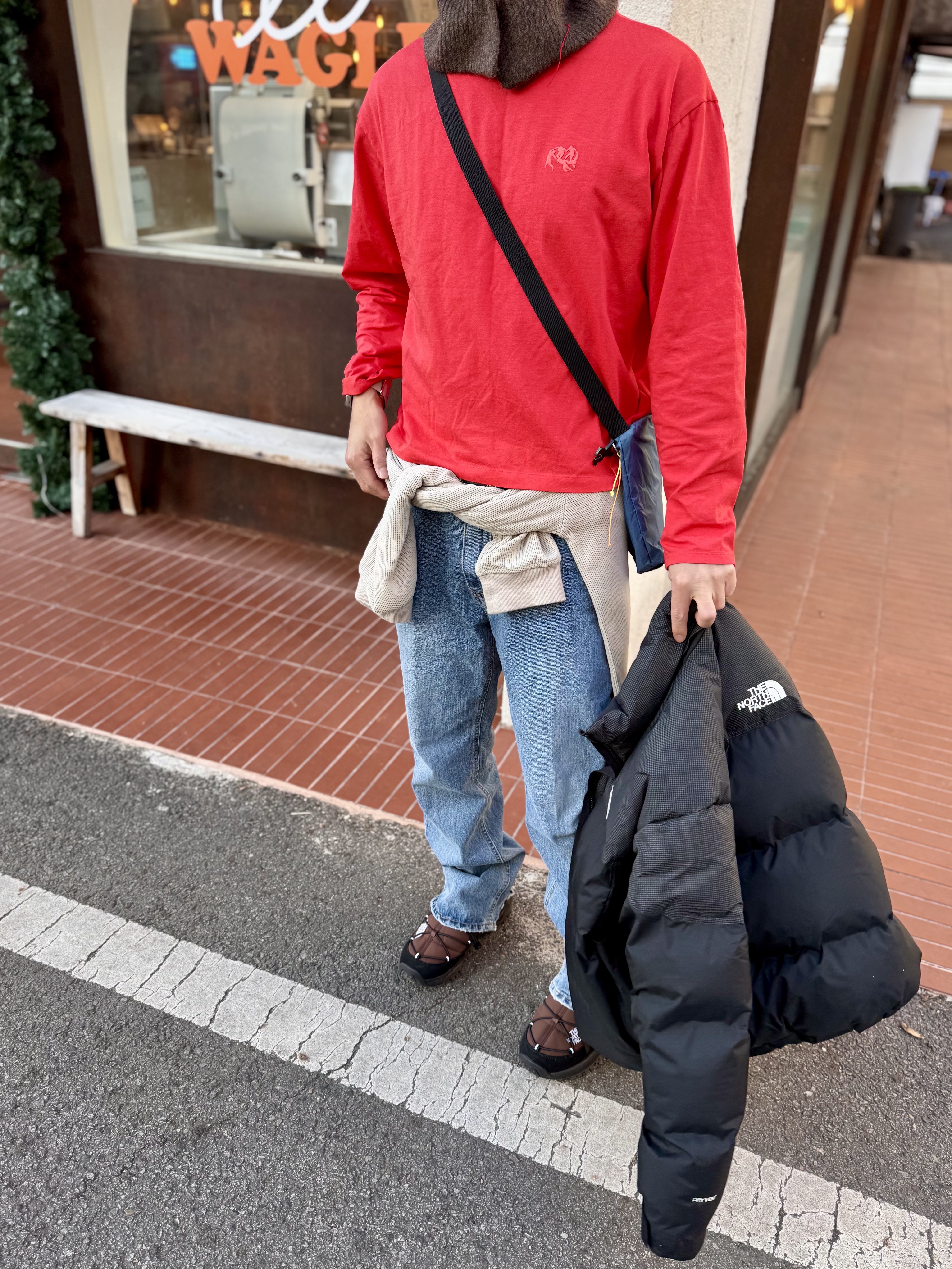 The North Face Remaster Down Jacket Black - 25FW, The North Face Borealis Bootie Brown Sugar -25FW 착용 스타일 - 1