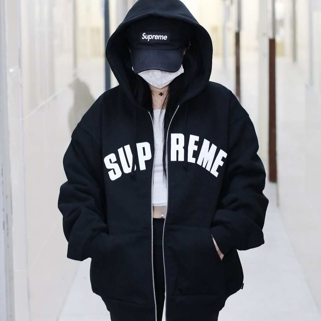 Supreme Collegiate Applique Zip Up Hooded Sweatshirt Black - 25FW 착용 스타일 - 3
