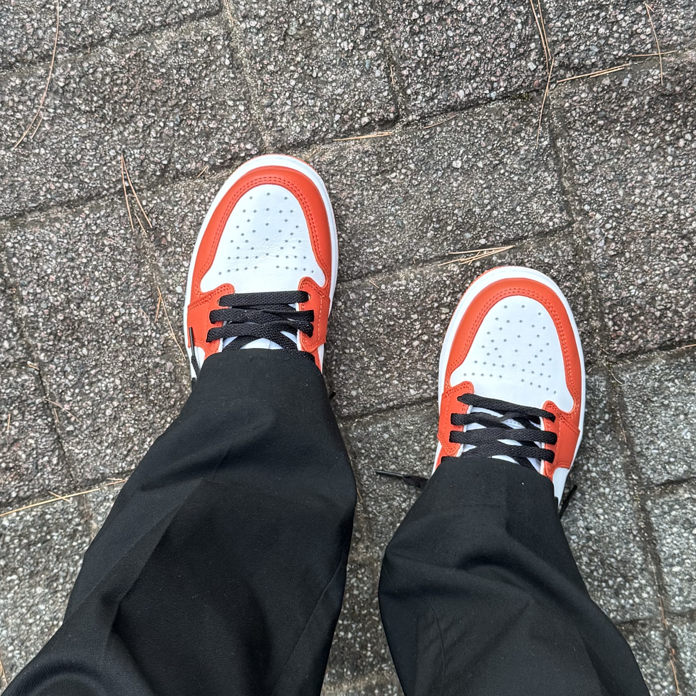 Jordan 1 Low OG Starfish 착용 스타일