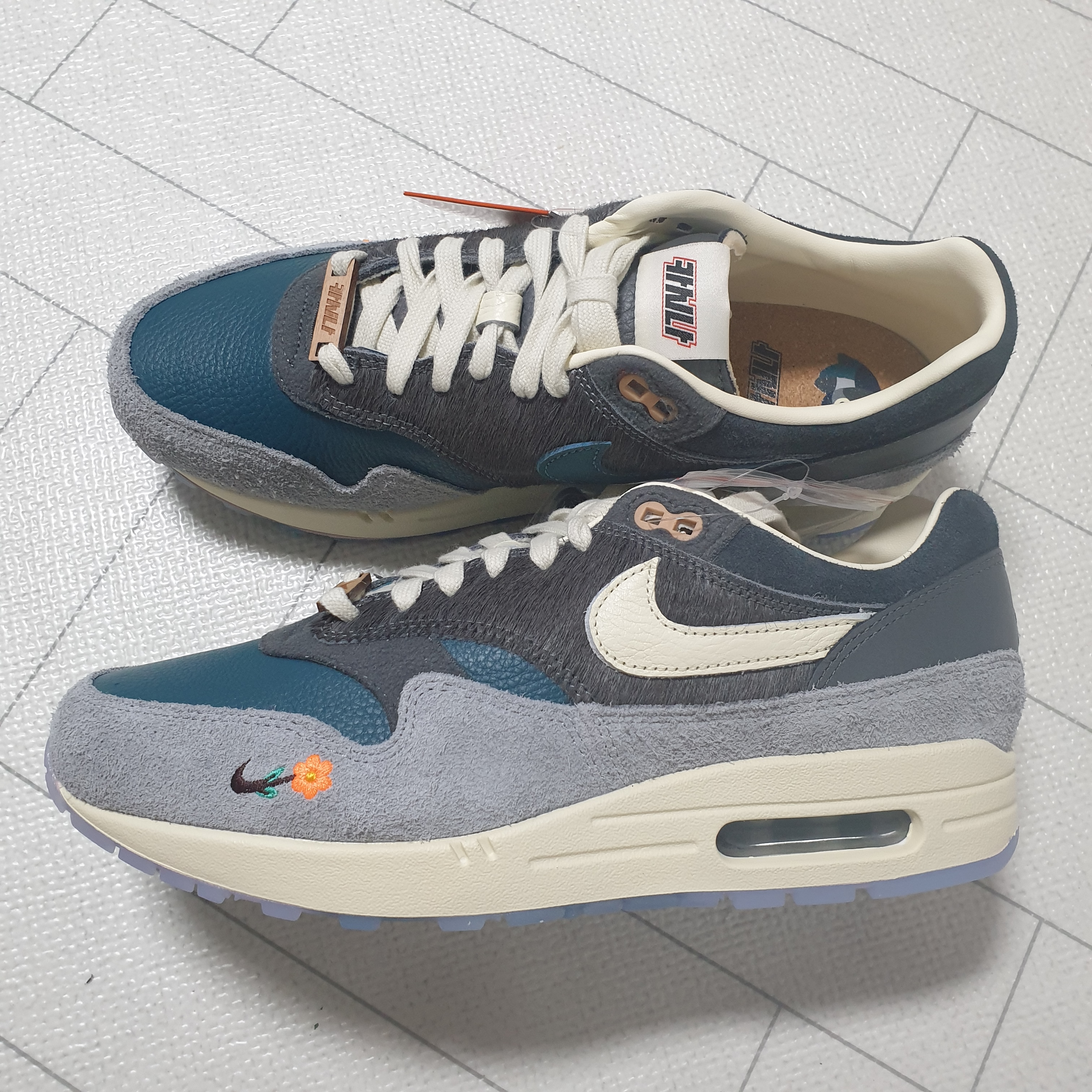 Nike x Kasina Air Max 1 SP Won-Ang Particle Grey (With Special Gift) 착용 스타일 - 3