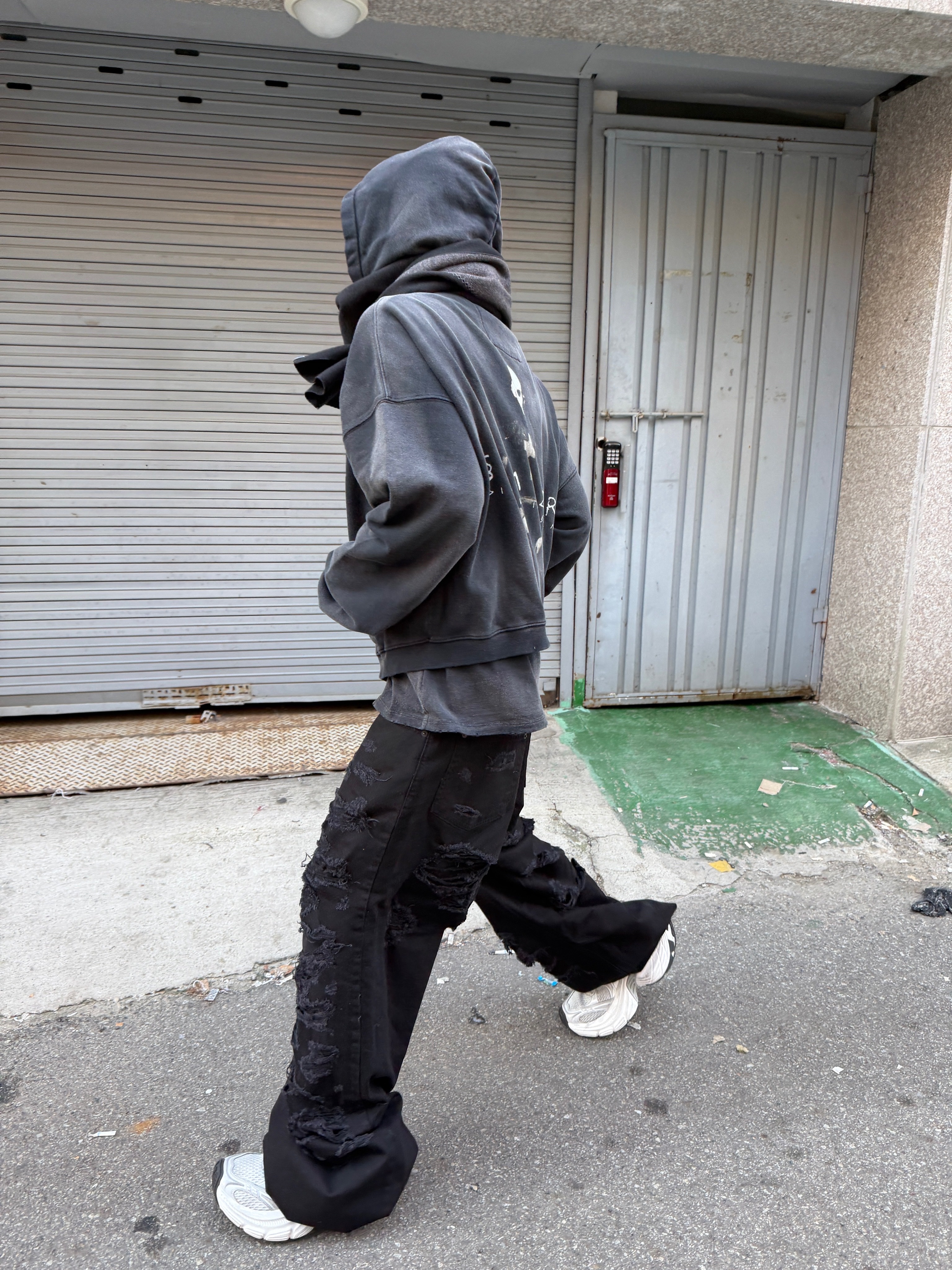 SLAYER Undermycar Diabolus In Musica Vintage Washed Zipped Hoodie Black 착용 스타일 - 2