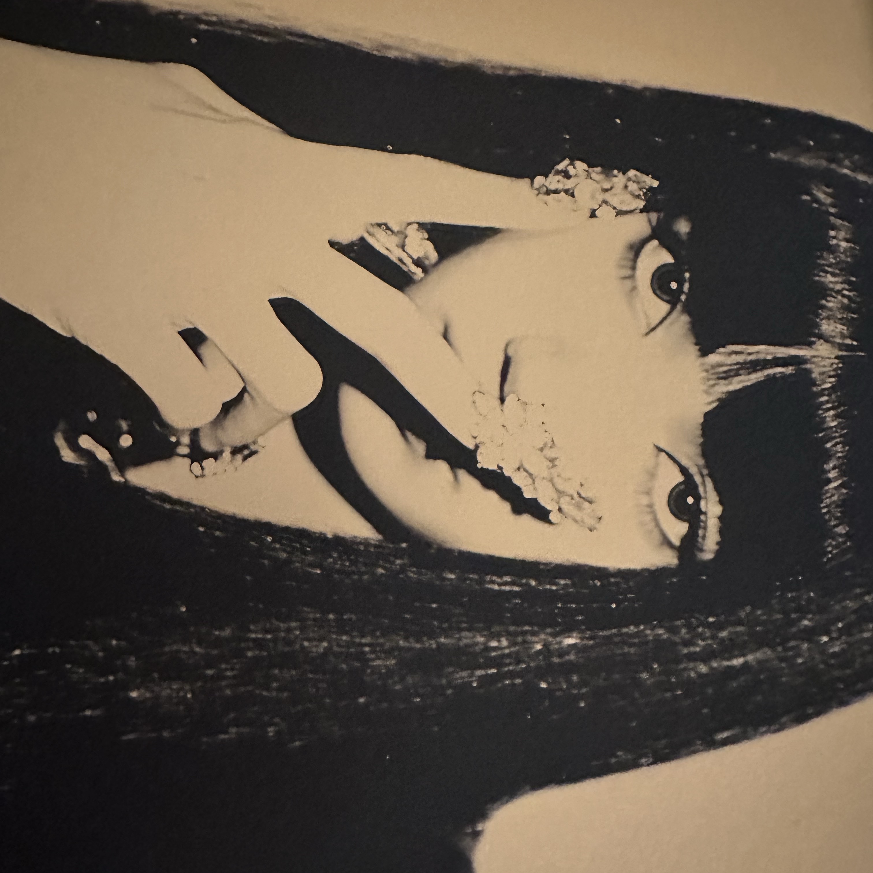 Lisa First Single Lalisa Limited Edition LP 착용 스타일 - 2