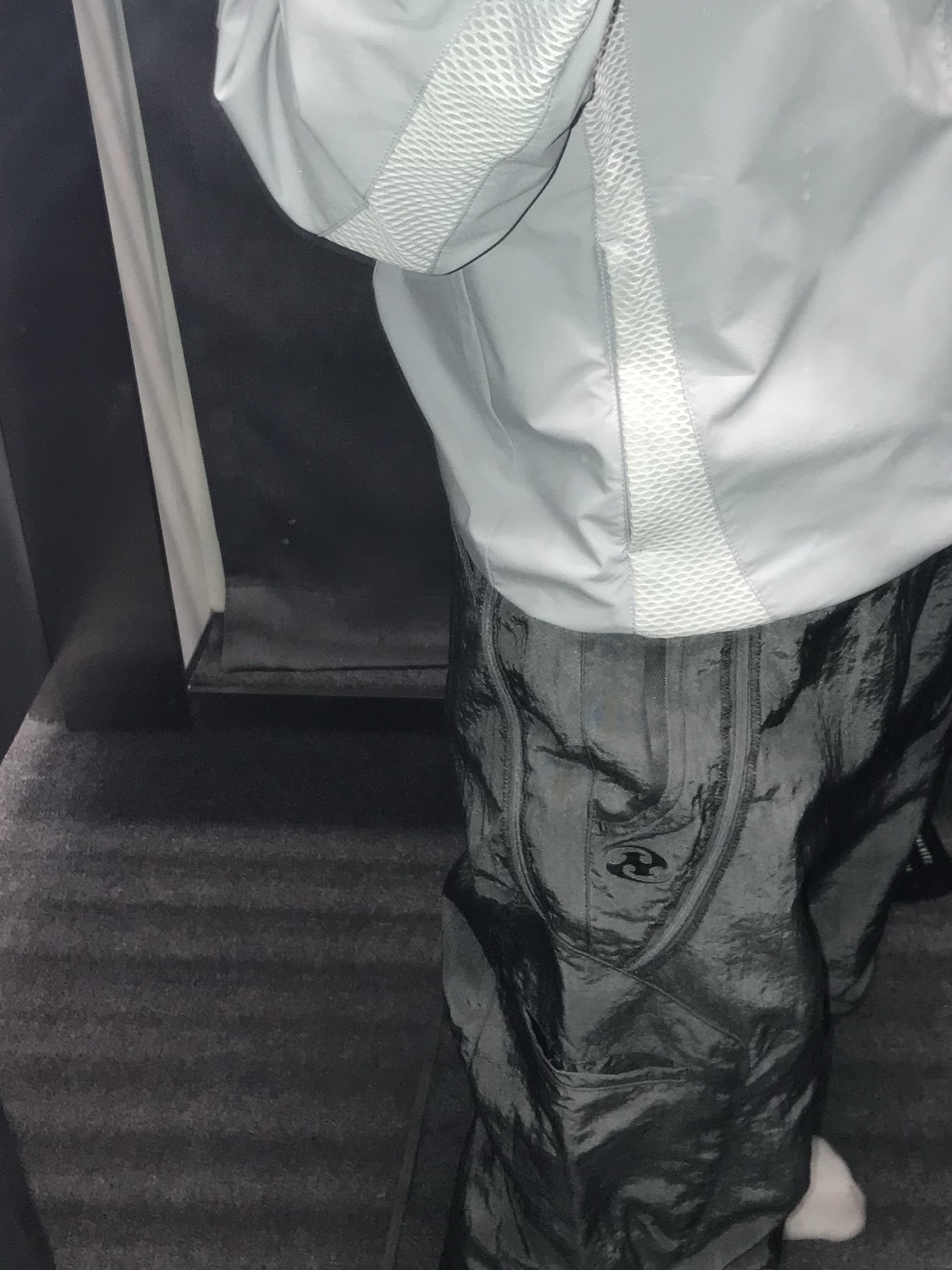 Sansan Gear Mesh Jacket Sky Blue - 25SS, Sansan Gear Piping Pants Warm Grey 착용 스타일 - 2