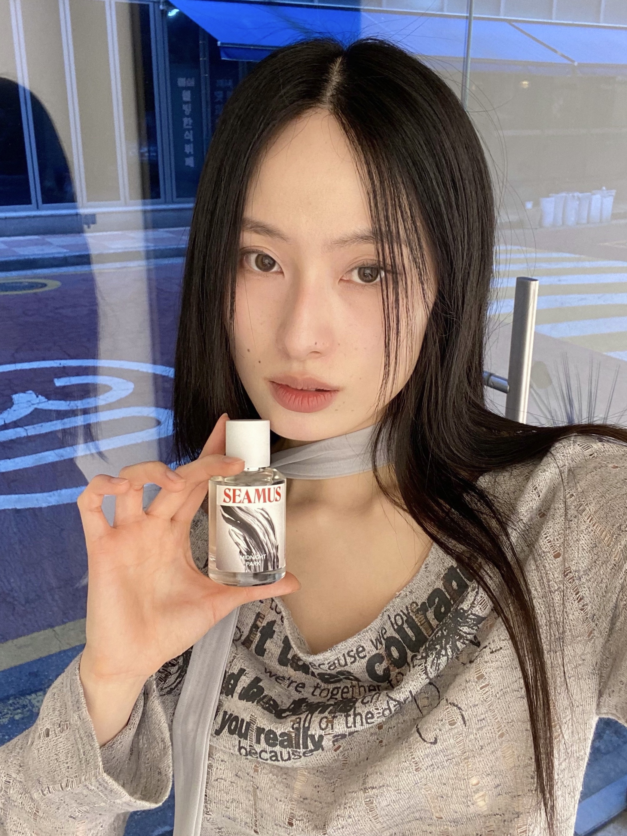 [3% 적립] SEAMUS Signature Eau de Parfum 50ml (6 Options) 착용 스타일 - 2