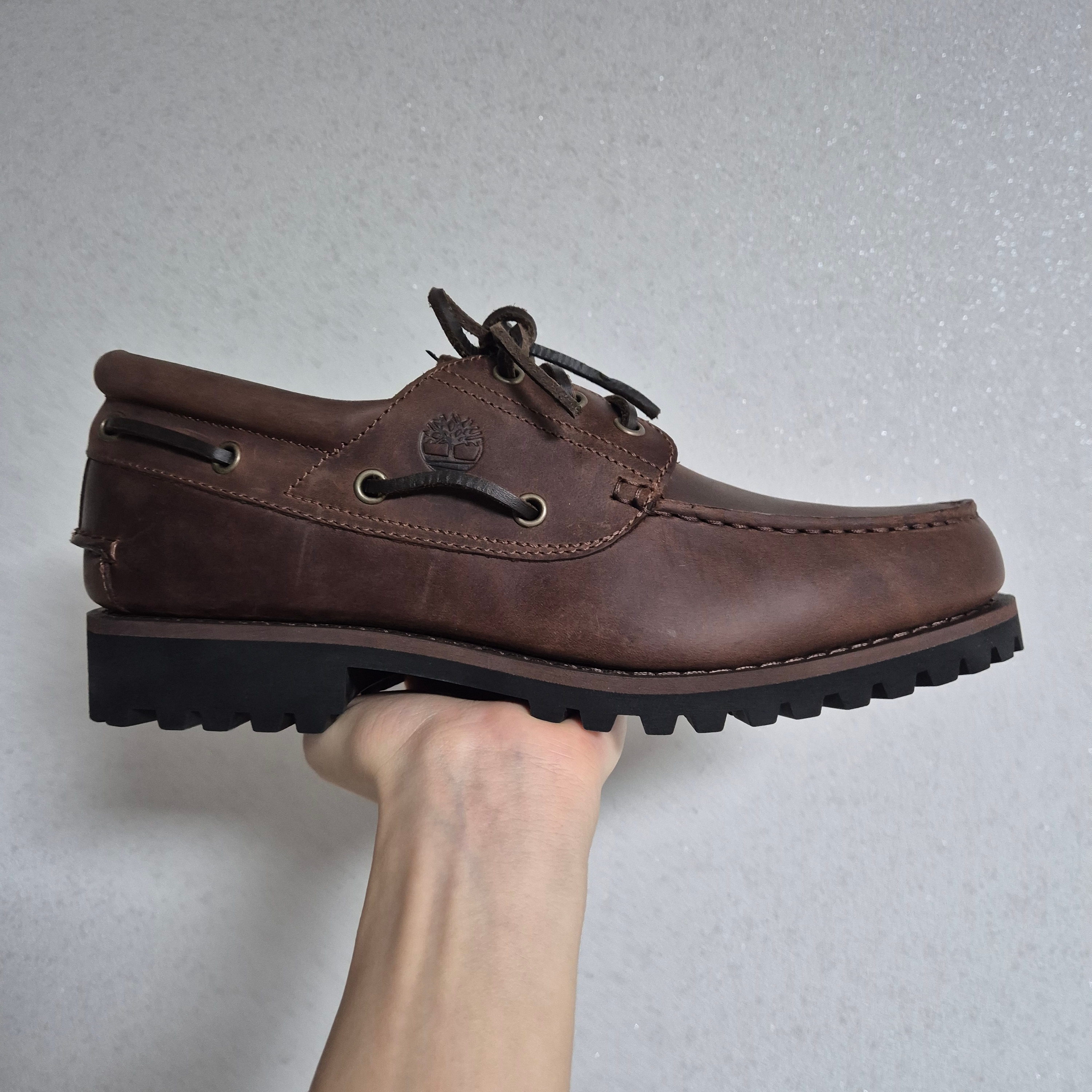 Timberland x Thisisneverthat 3-Eye Authentic Boat Shoes Brown - Wide 착용 스타일 - 2
