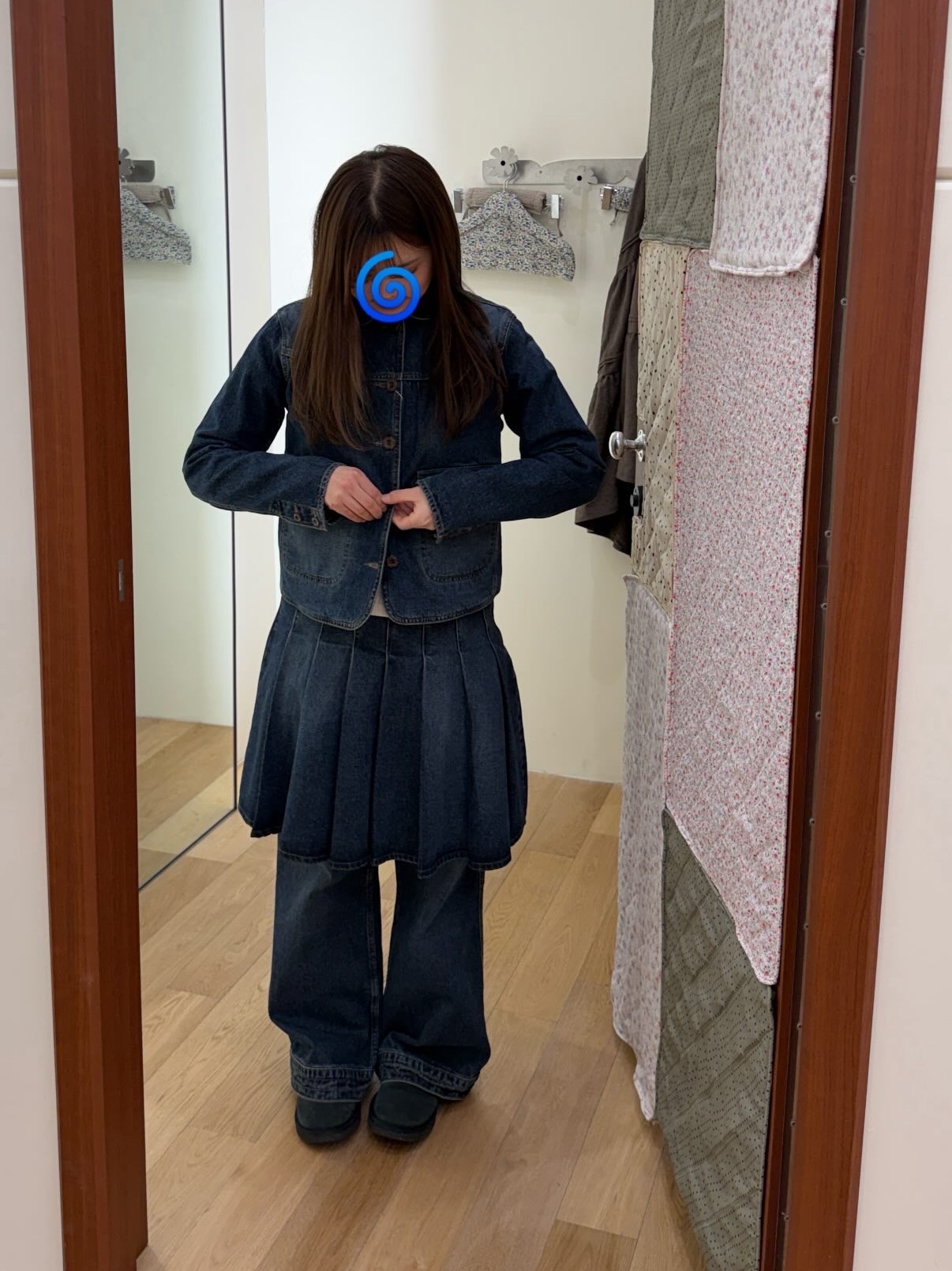 COYSEIO Deep Denim Jacket Navy, COYSEIO Deep Denim Pleats Skirt Navy 착용 스타일