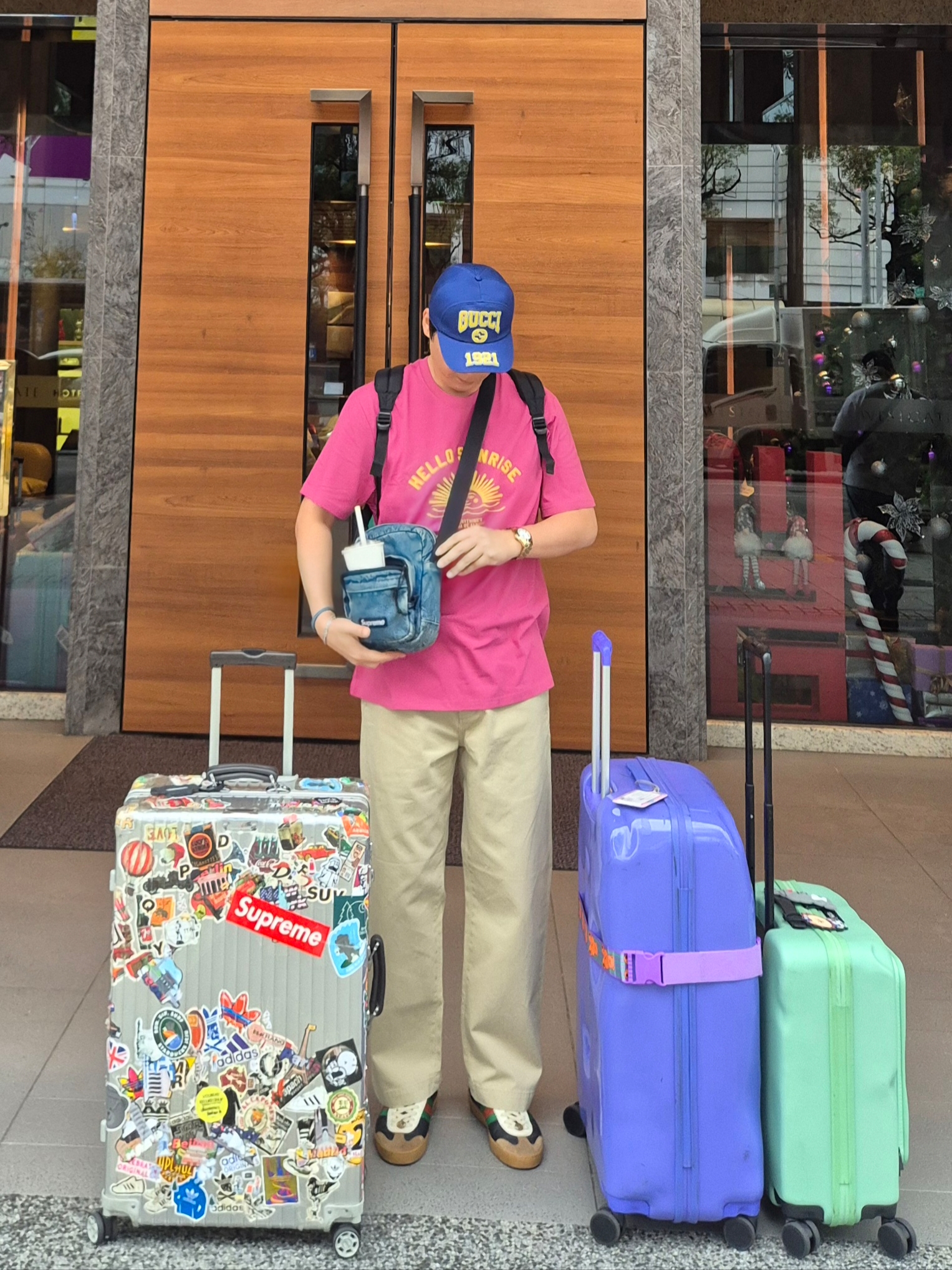 Hello Sunrise VTG Arch Logo Tee Magenta Pink, Gucci Print Cotton Baseball Hat Blue 착용 스타일 - 1
