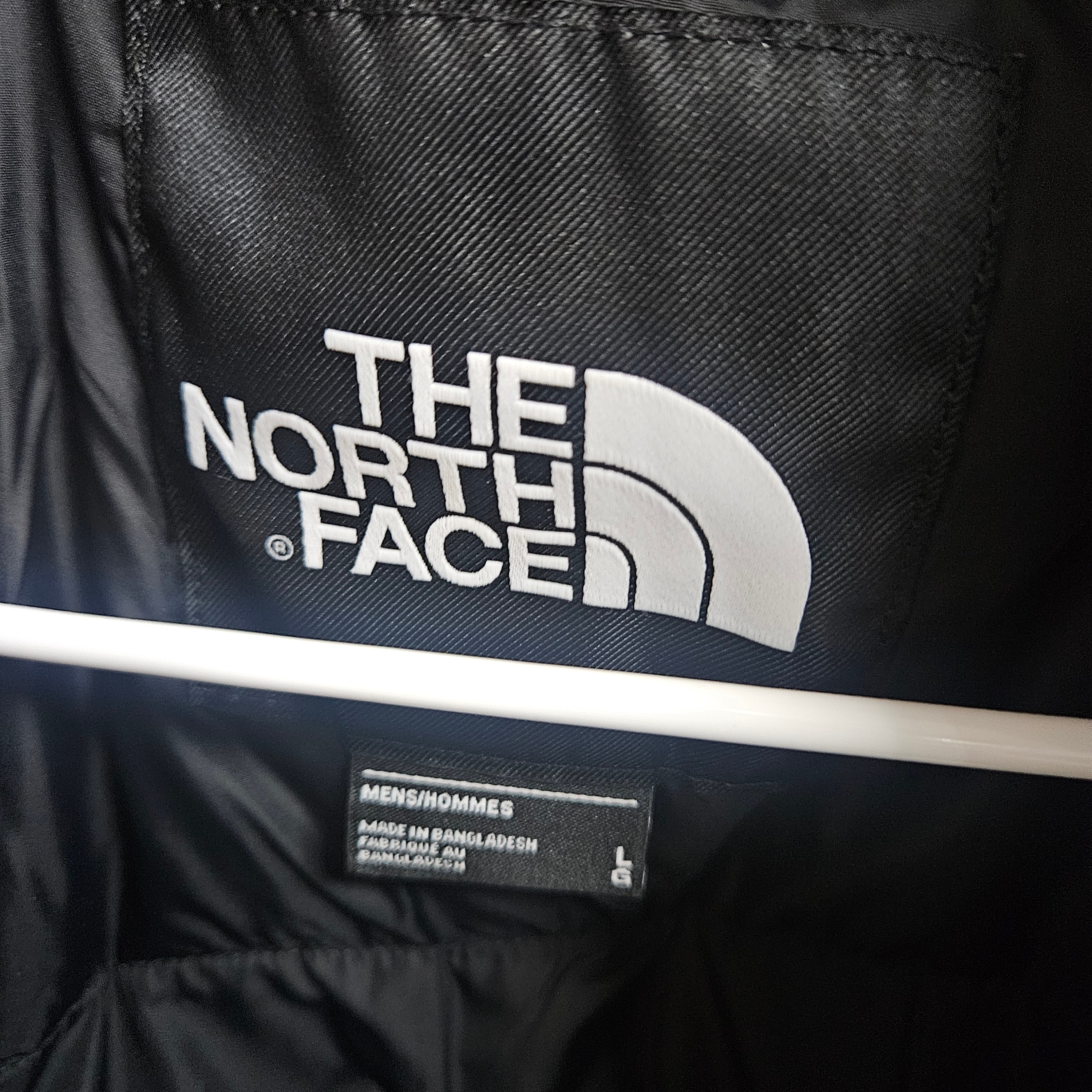 The North Face 1996 Retro Nuptse Down Jacket TNF Black 착용 스타일 - 6