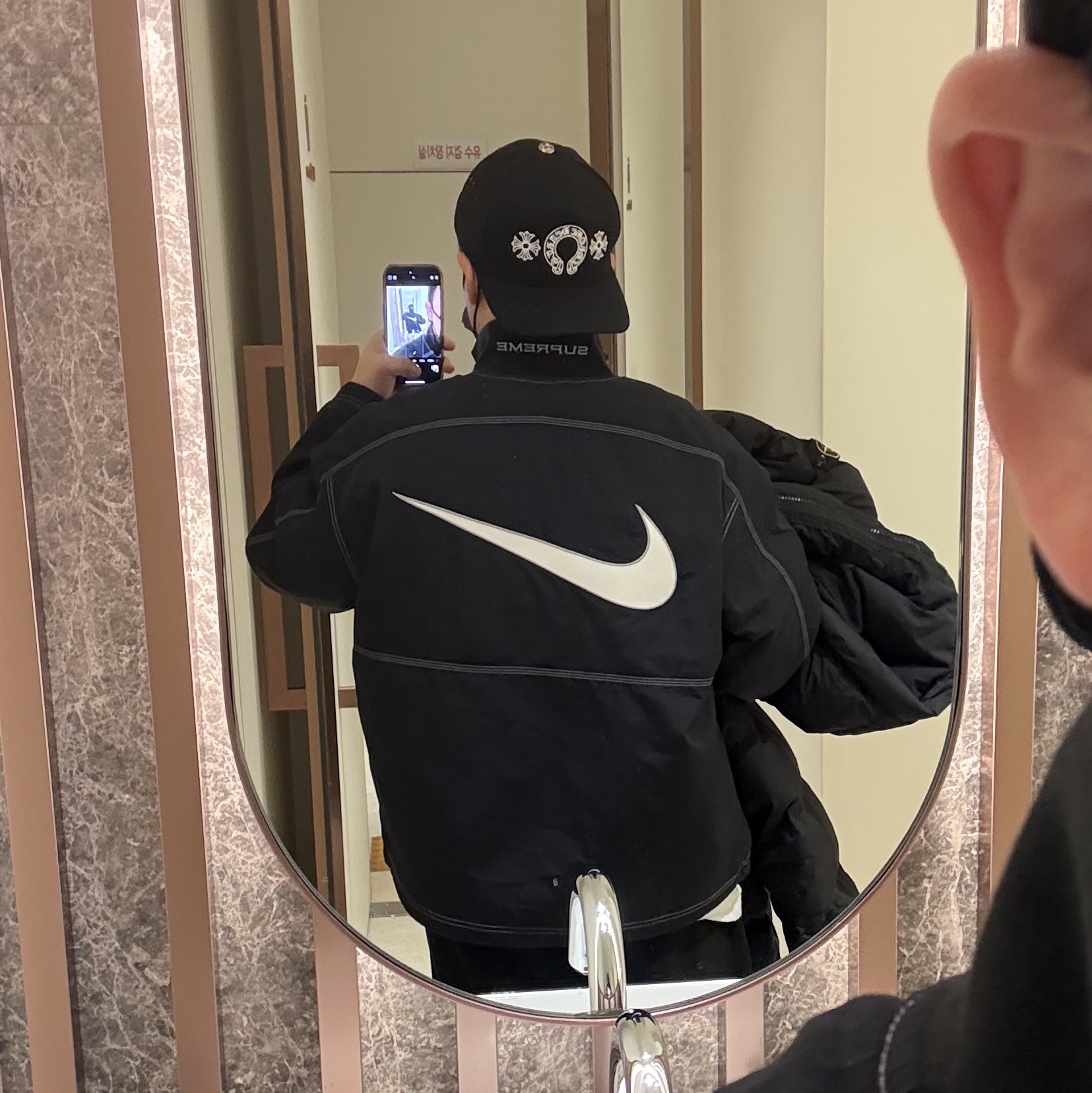Chrome Hearts Horseshoe Denim Baseball Hat Black, Supreme x Nike Ripstop Pullover Black - 24SS 착용 스타일