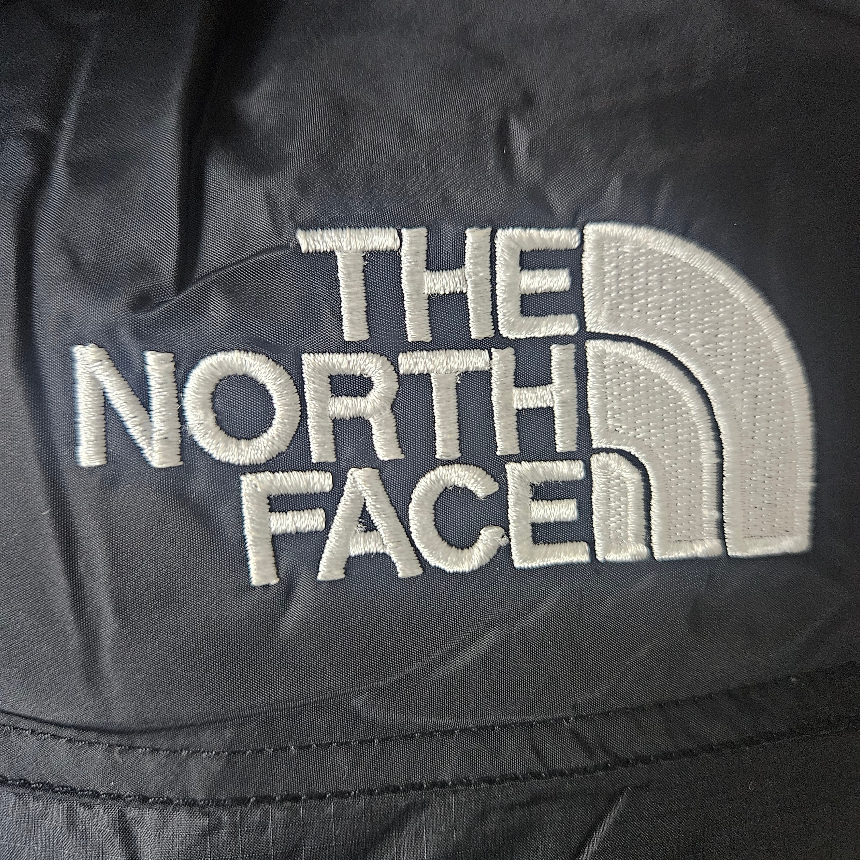 The North Face 1996 Retro Nuptse Down Jacket TNF Black 착용 스타일 - 9