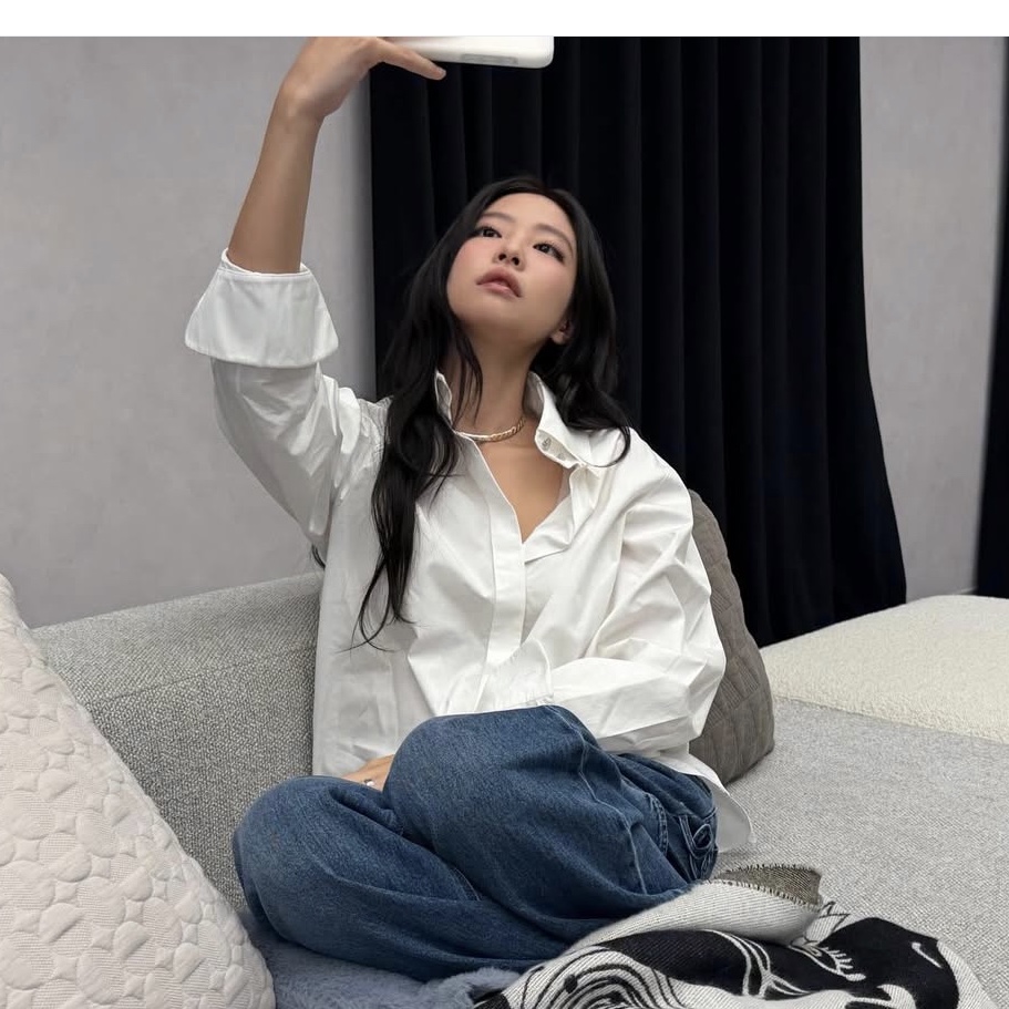 (W) Chanel Coco Crush Supple Short Necklace Quilted Motif & 18K Beige Gold 착용 스타일