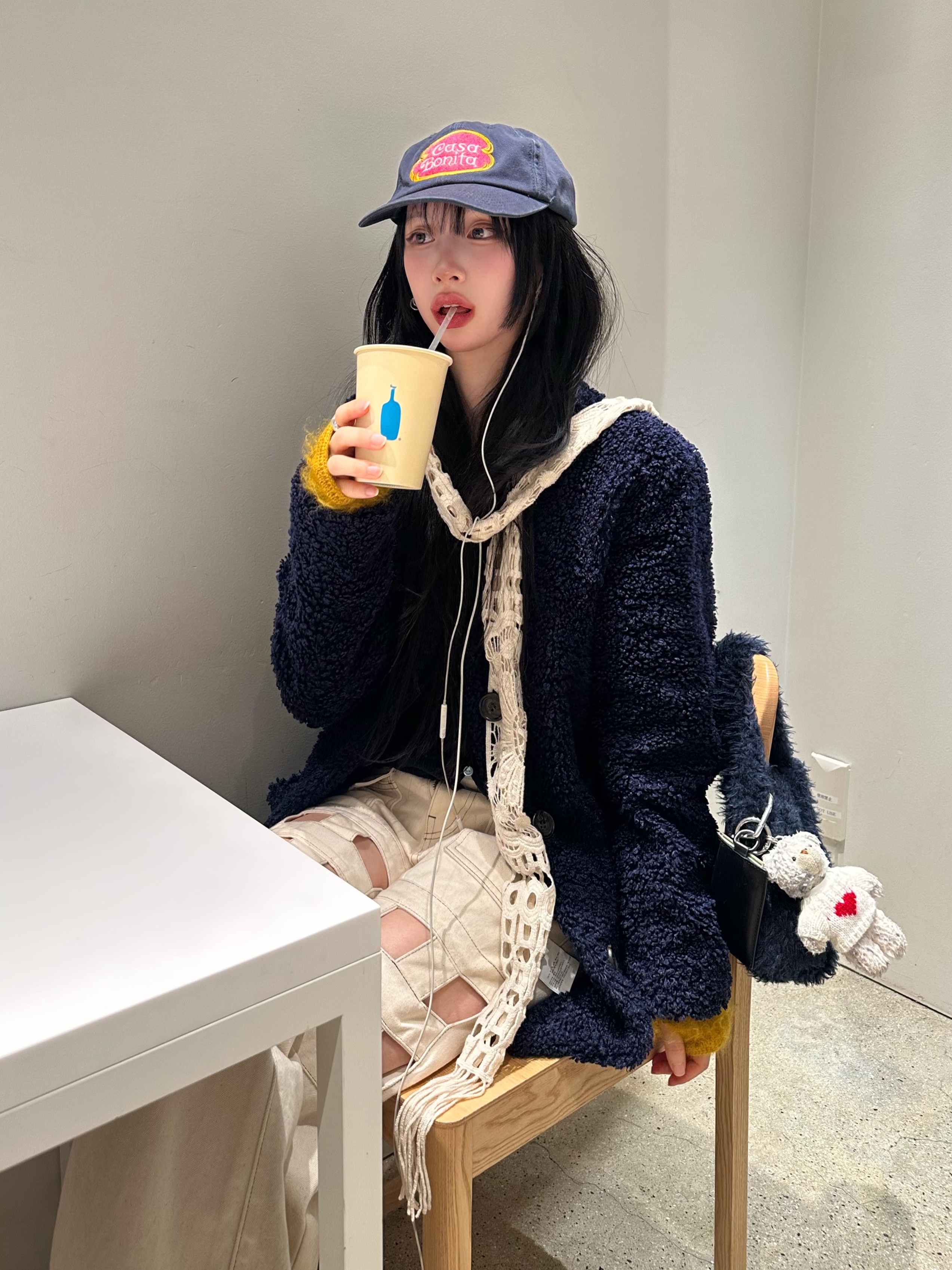 Kapital Mohair Knit Journey Grab Yellow 착용 스타일 - 3