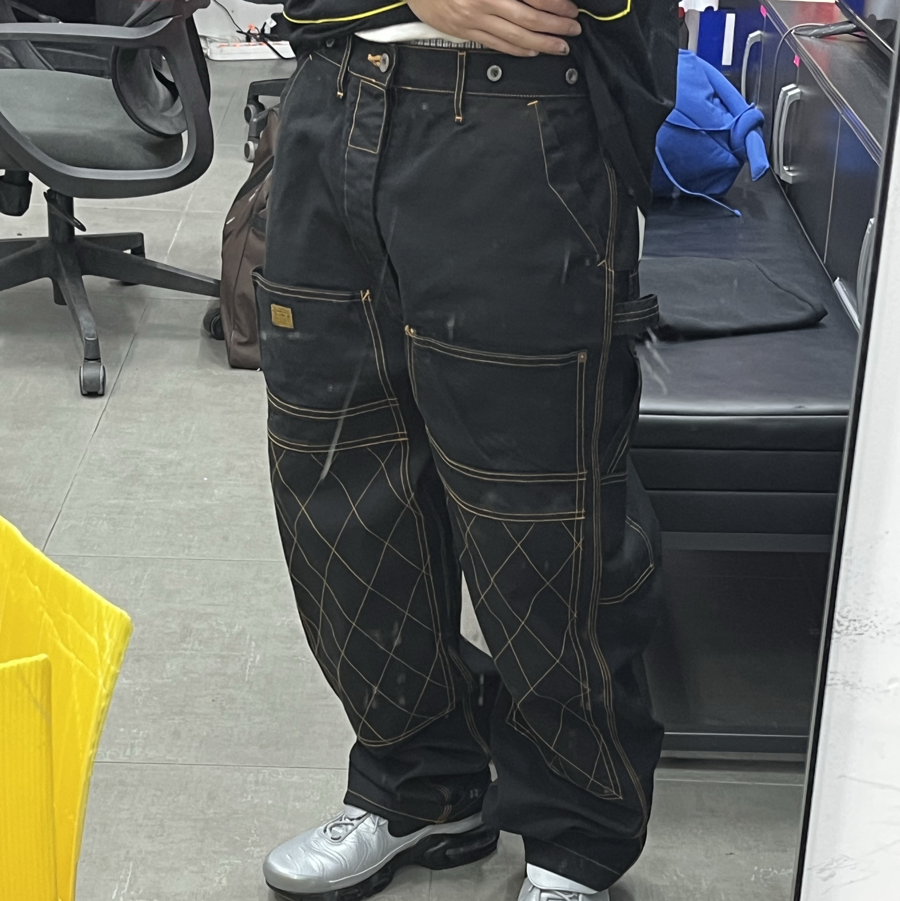 Kapital Thin Canvas Lumber Pants Black, Nike Air Max Plus TNPO Wolf Grey and Black 착용 스타일