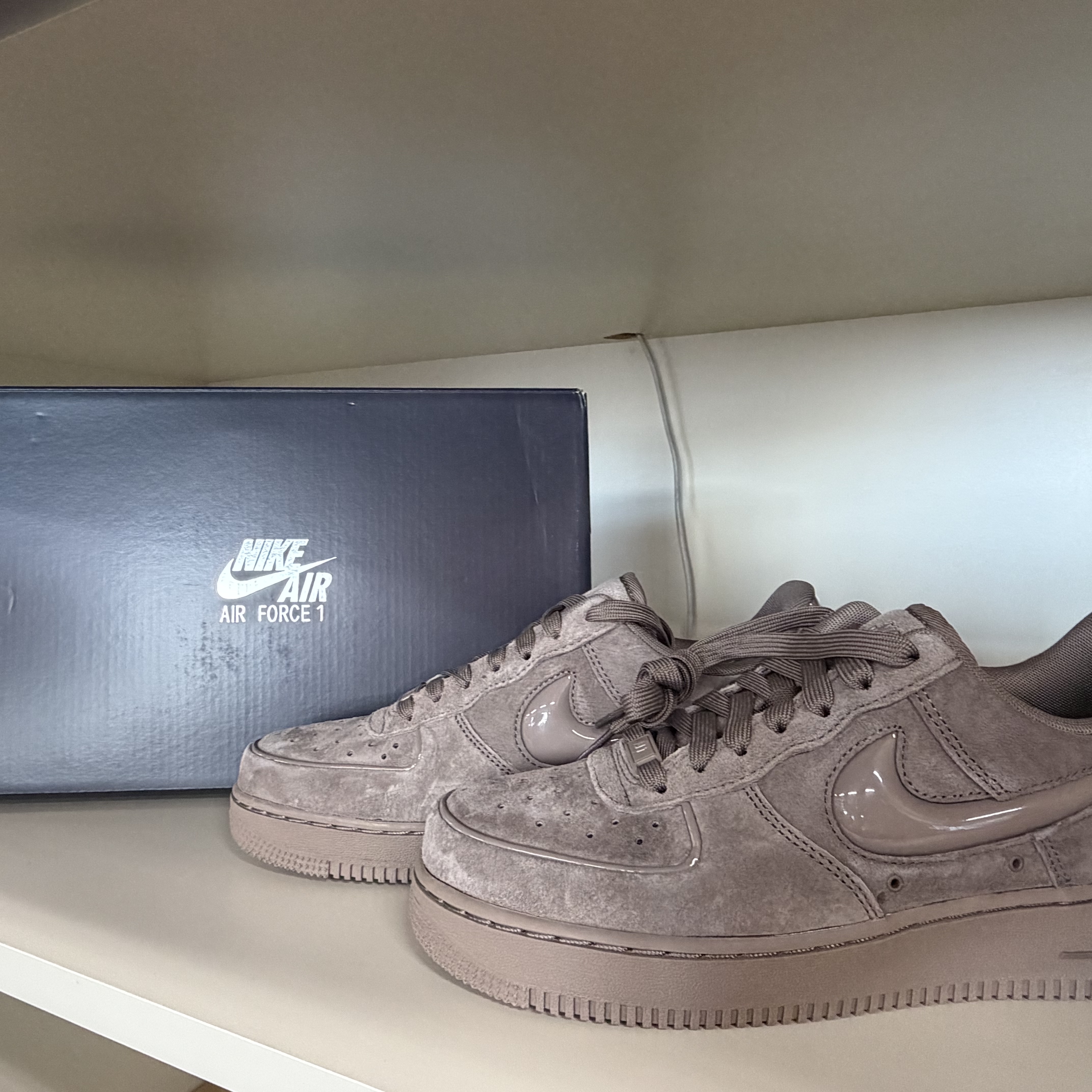 (W) Nike Air Force 1 '07 Mink Brown 착용 스타일