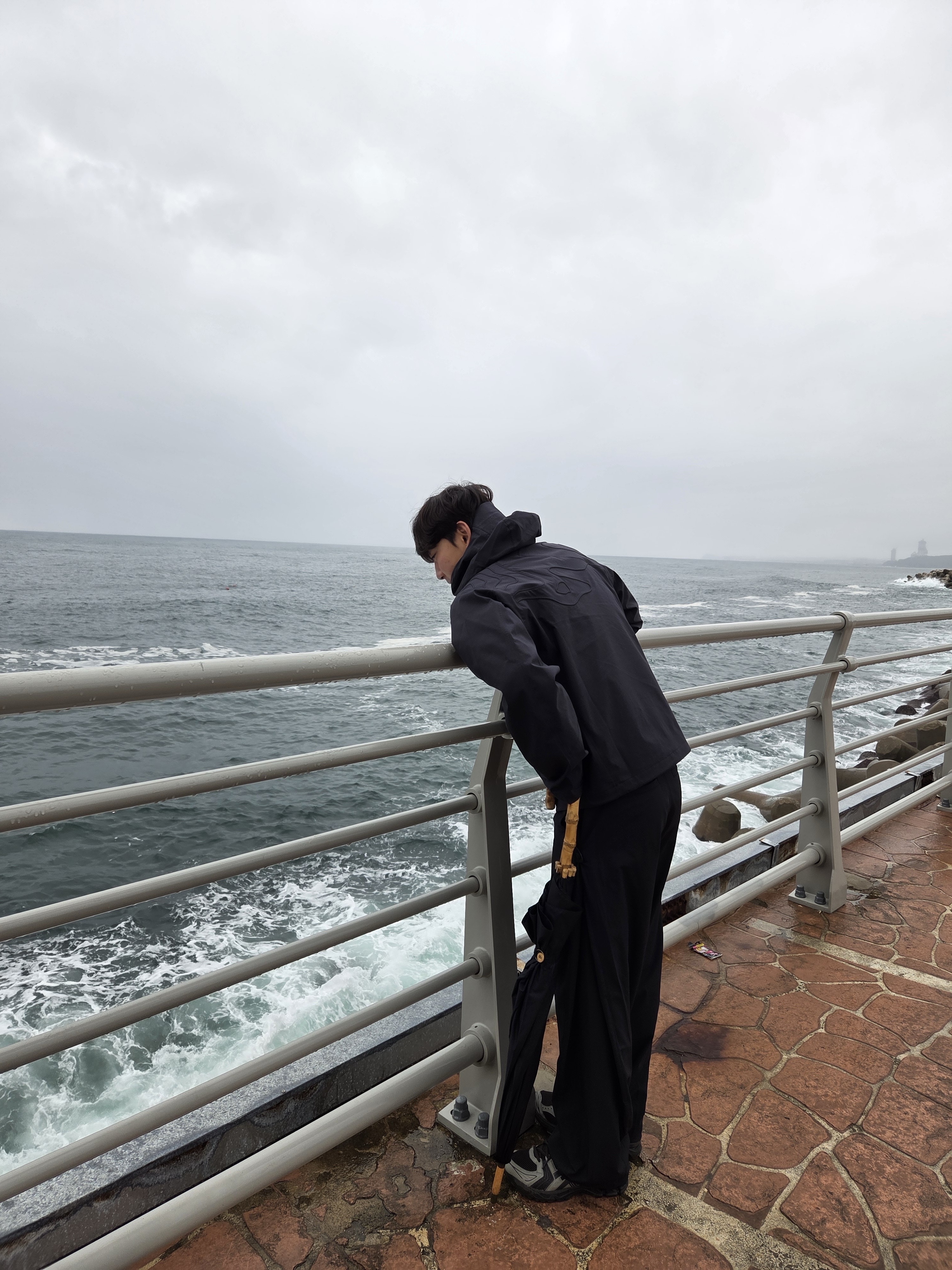 Sansan Gear Alea Shell Jacket Black, Sansan Gear Side Snap Pants Black_25FW 착용 스타일