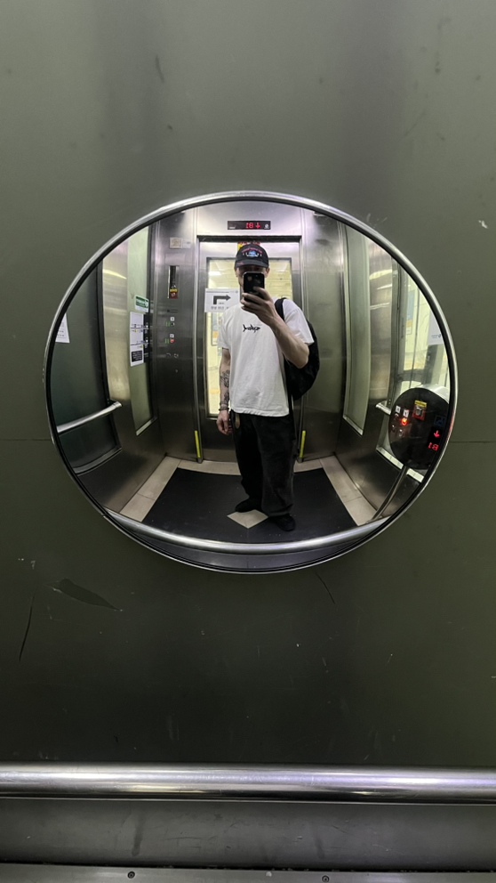 KREAM 프로필 이미지