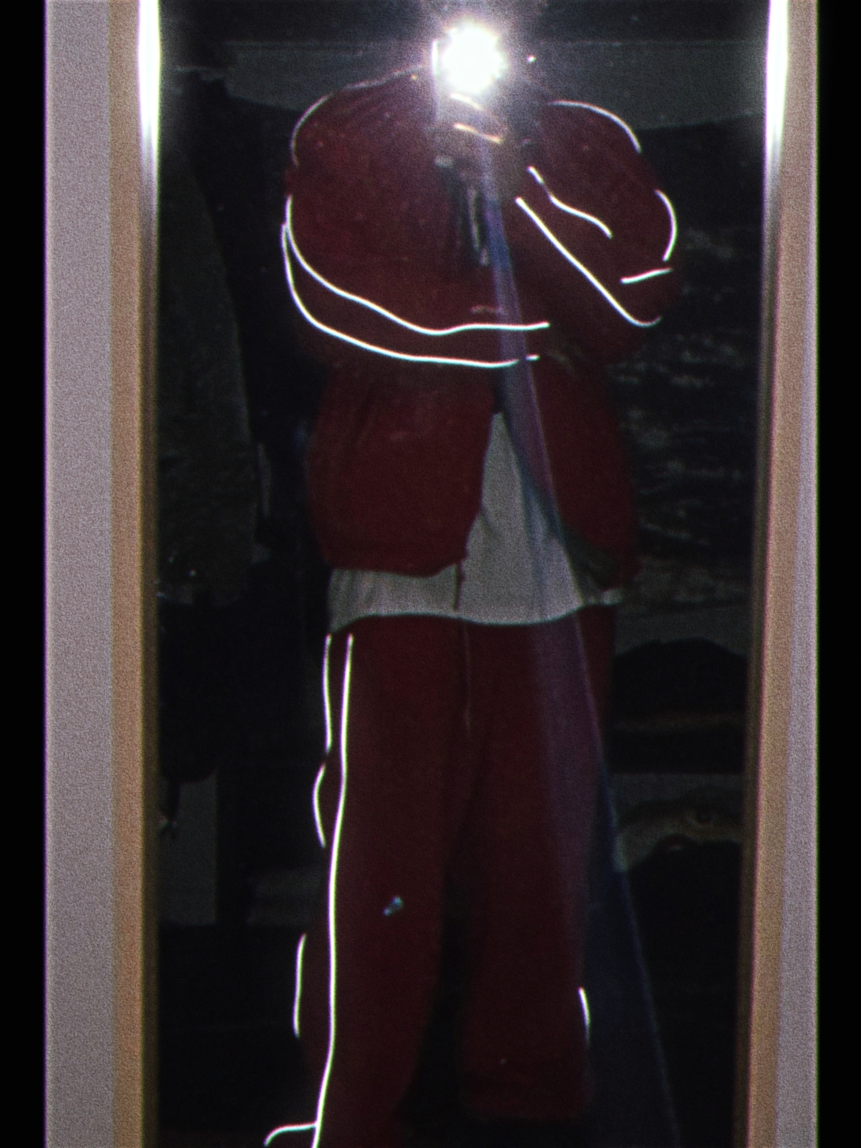 Supreme Polartec Reversible Track Jacket Red - 25FW, Supreme Polartec Reflective Piping Pant Red - 25FW 착용 스타일 - 1