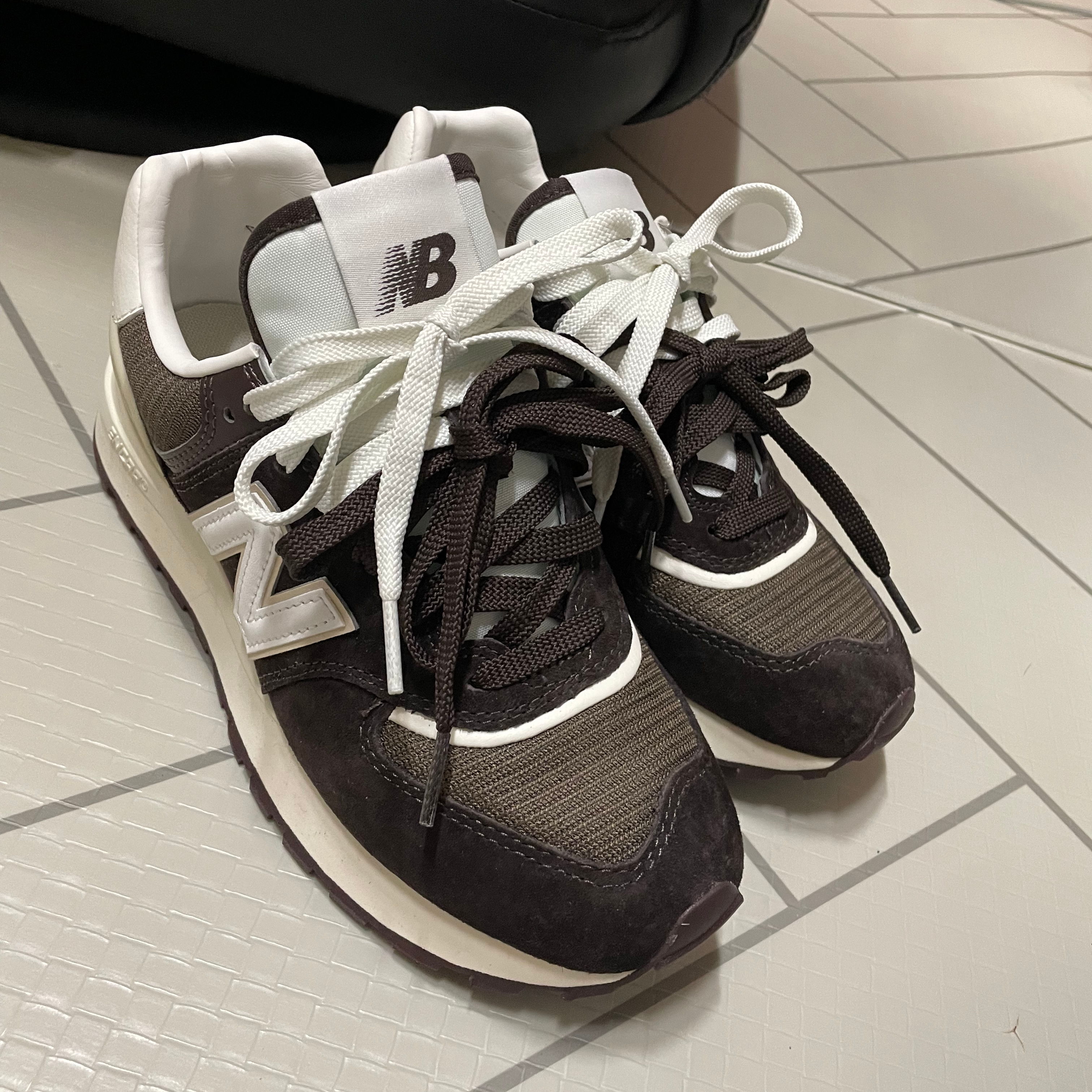 New Balance 574 Legacy Brown 착용 스타일