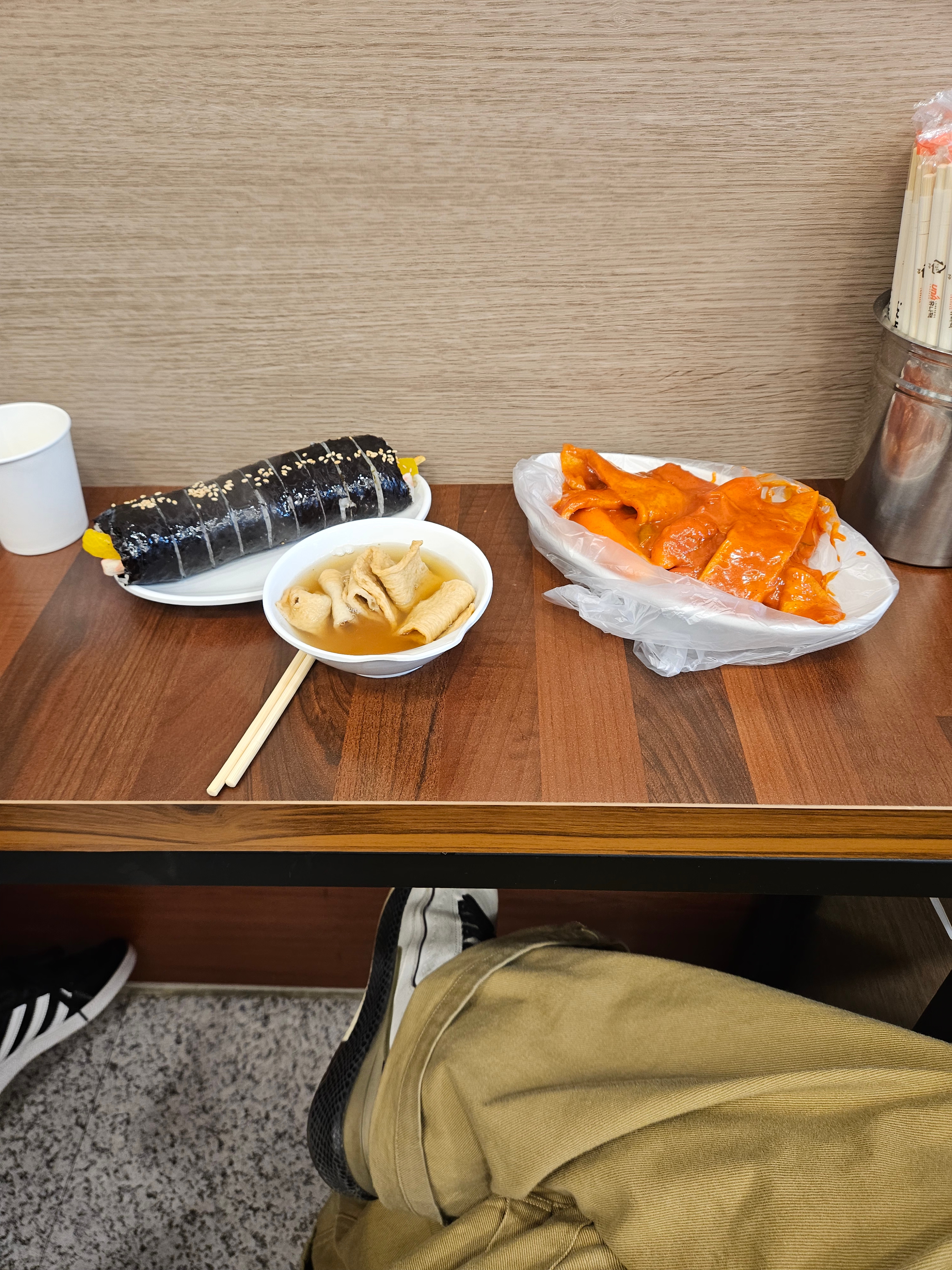 Uniqlo x Needles Fleece Jacket Purple - KR, Jordan 2 x A Ma Maniere Retro SP Sail and Burgundy 착용 스타일 - 3