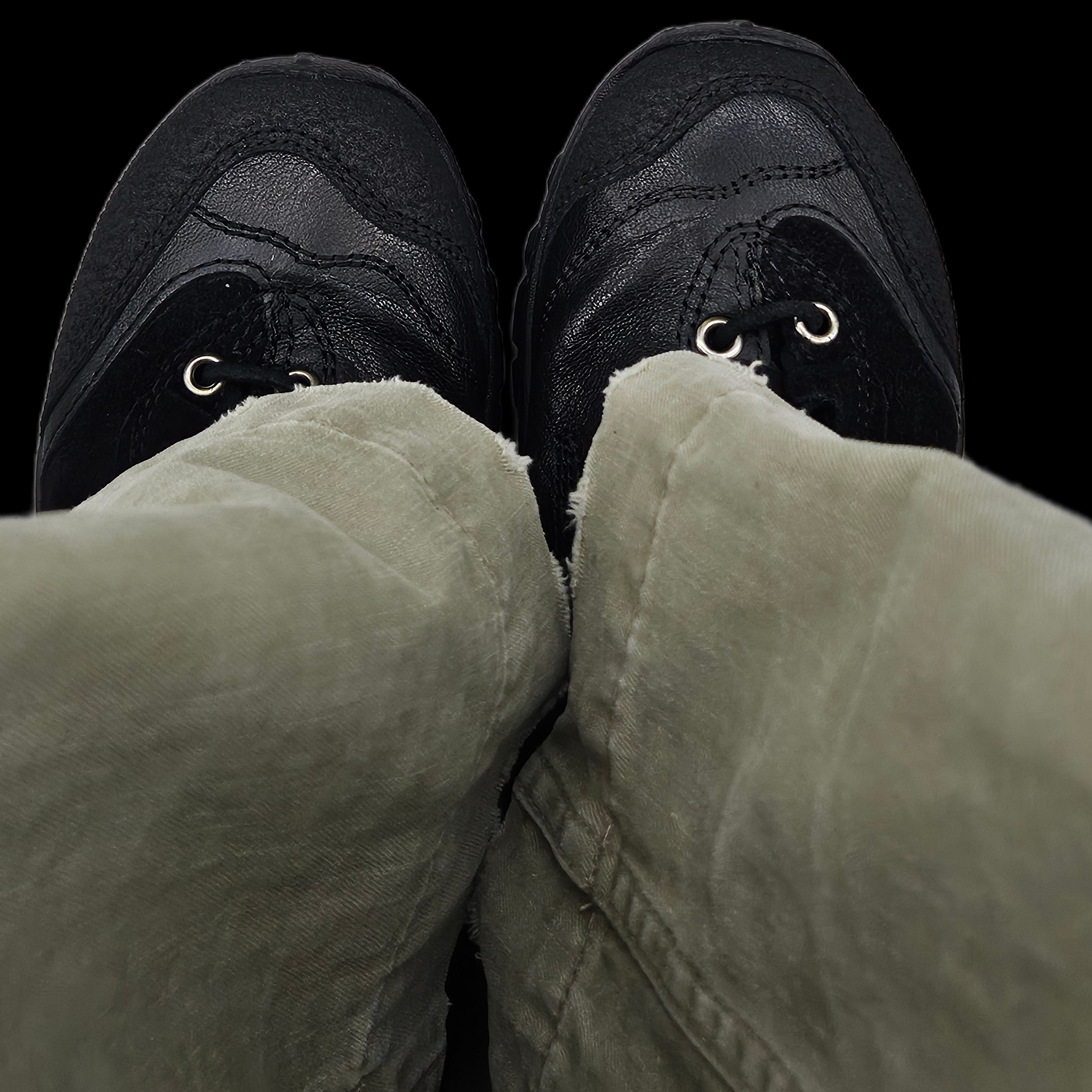 Our Legacy Gabe Stealth Black Leather 착용 스타일