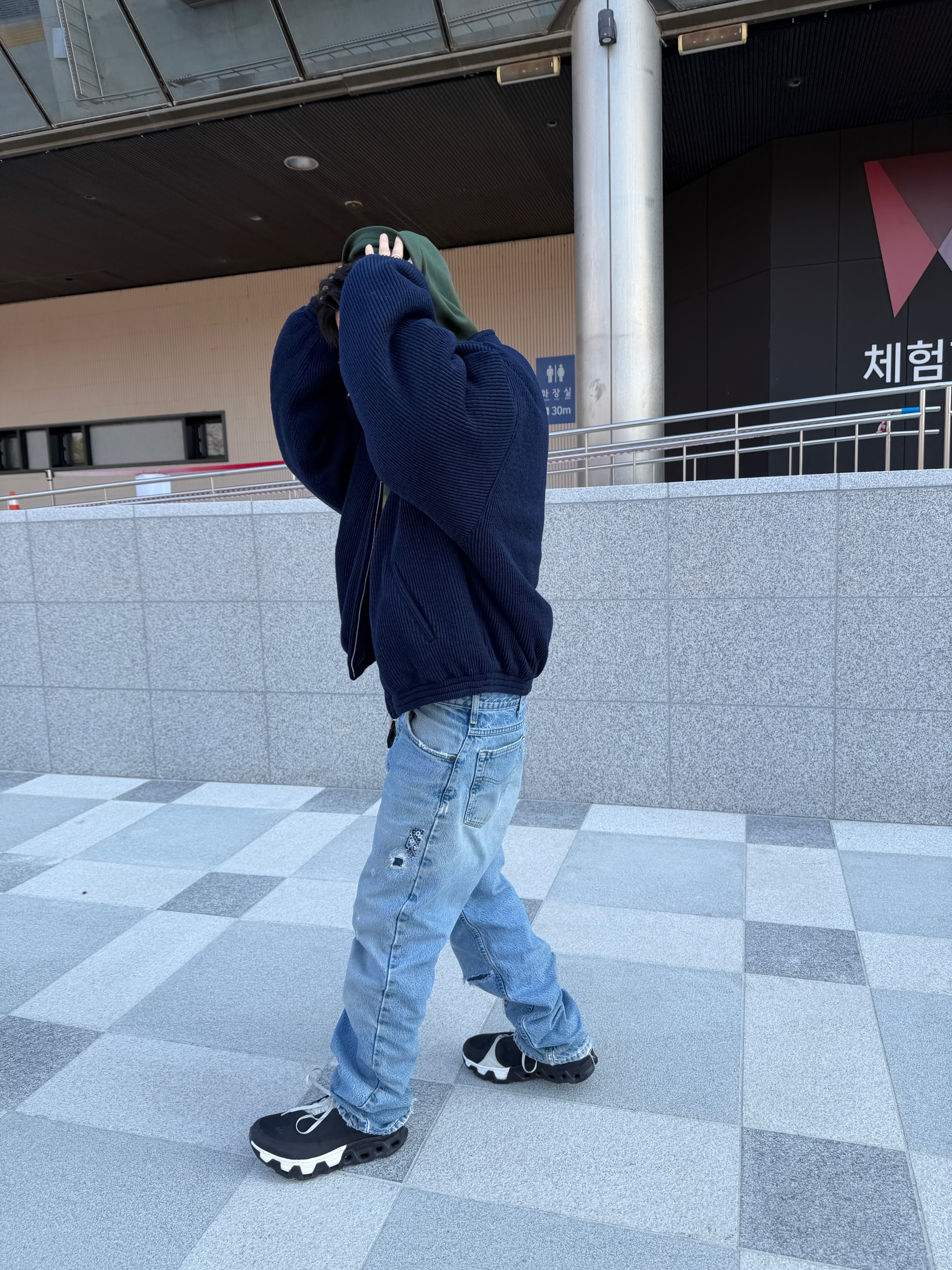 Nonnod Knit Bomber Navy, Nonnod Knit Bomber Navy 착용 스타일 - 7