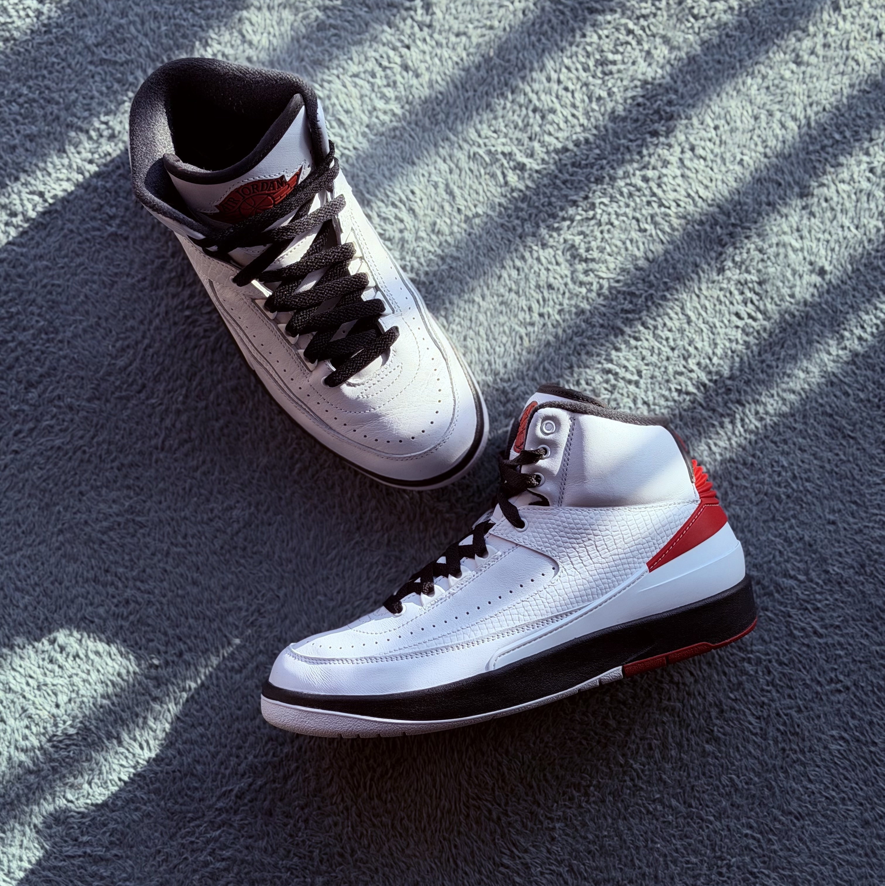 Jordan 2 Retro OG Chicago 착용 스타일 - 1