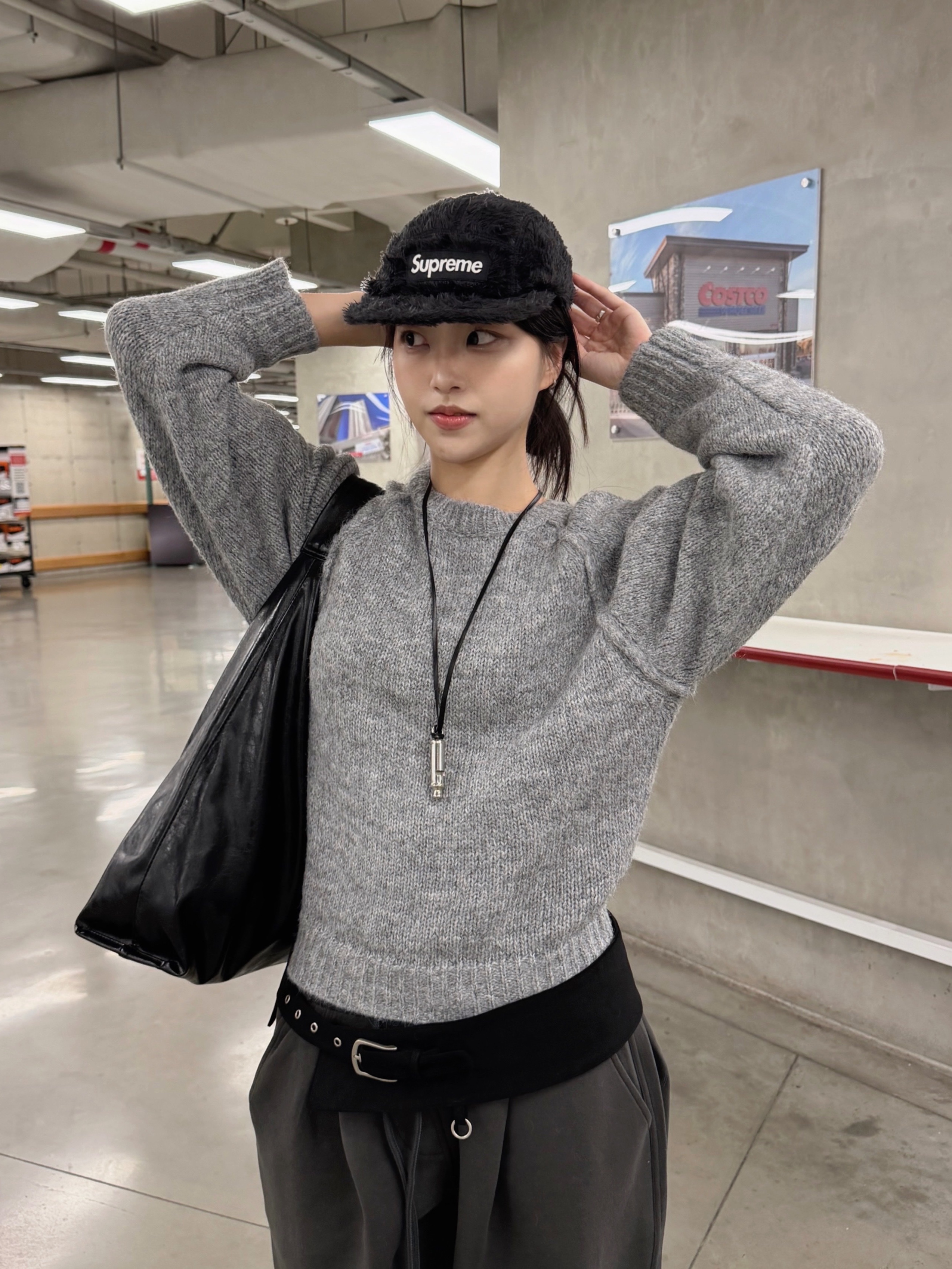 Supreme Fuzzy Camp Cap Black - 24FW, Undermycar Mu.03 Anti Fxxking Logo Play Oversized Sweat Jogger Olive 착용 스타일 - 5