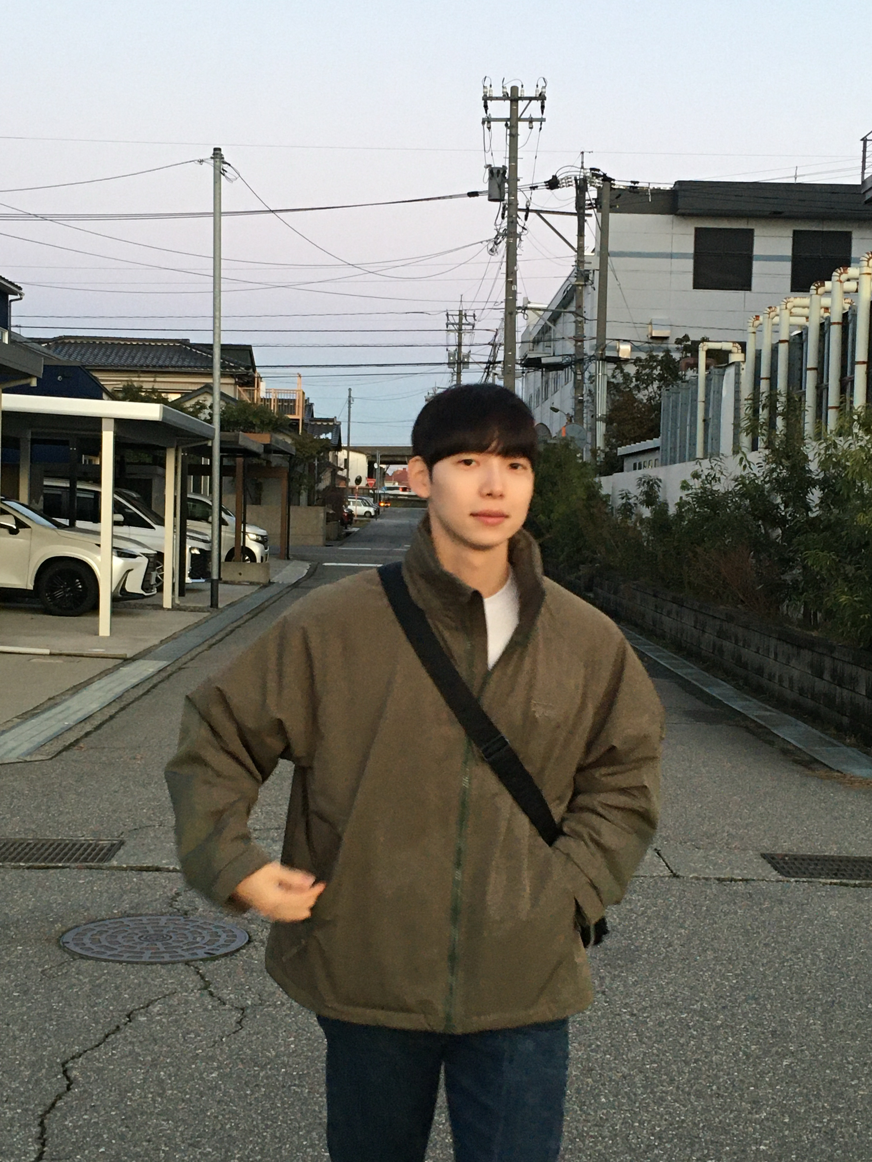 Porter Tanker Shoulder Bag S Black, Adidas Tobacco Team Brown Desert Cardboard 착용 스타일 - 2
