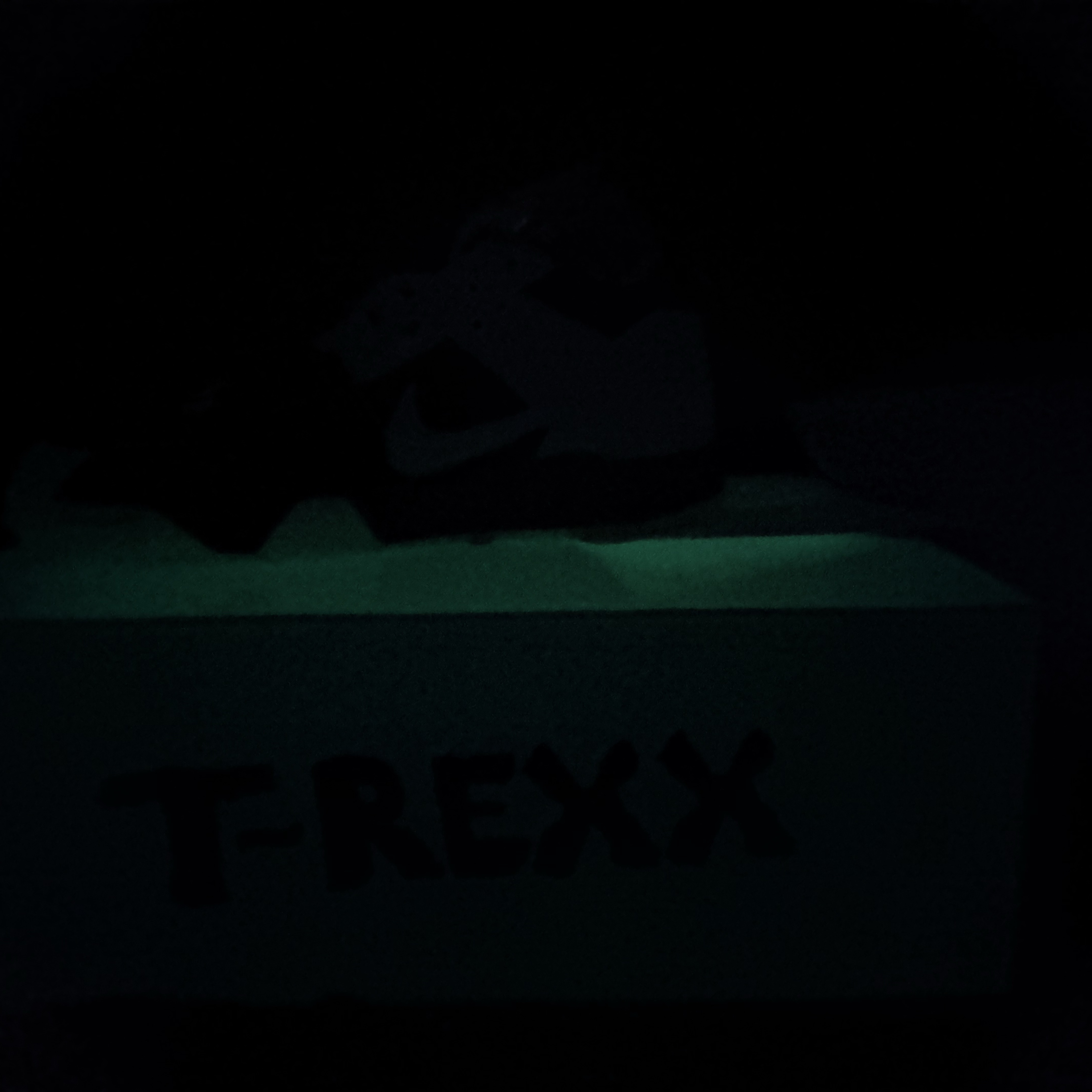Jordan x Travis Scott x Chase B Jumpman Jack TR Black Night Silver 착용 스타일 - 4
