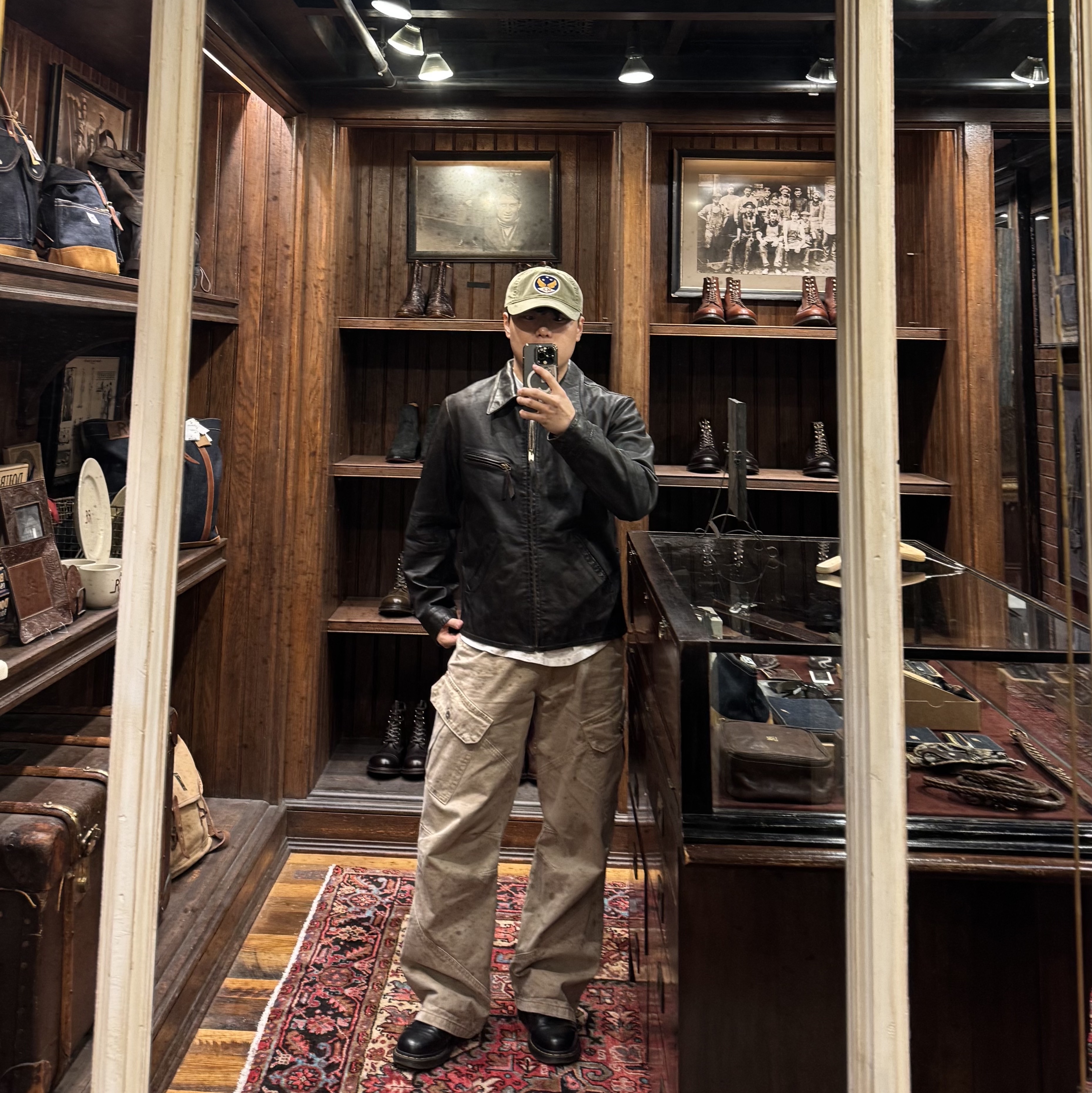 Double RL Leather Jacket Black Over Brown 착용 스타일 - 2