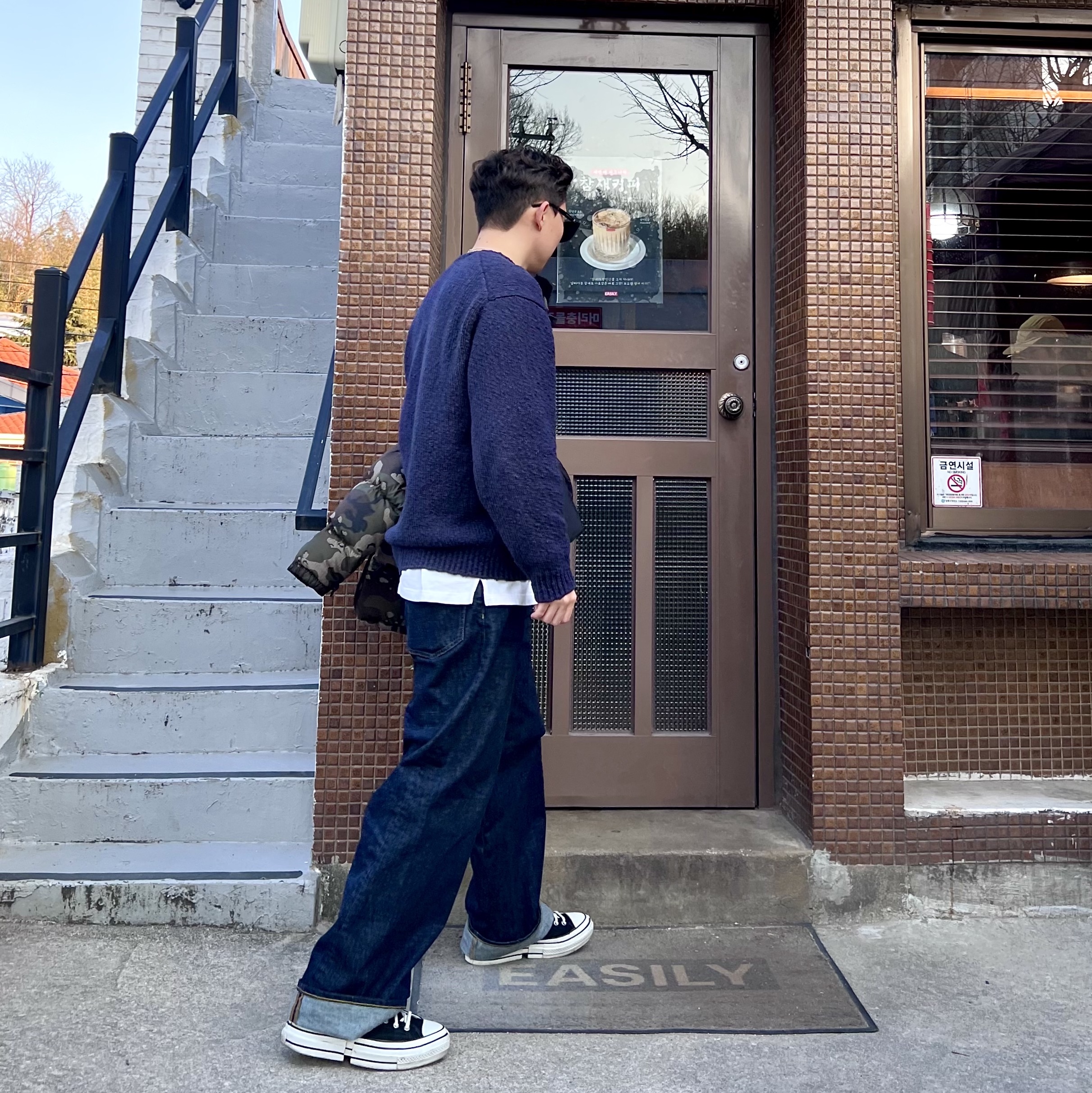 The North Face 1996 Novelty Nuptse Jacket Woodland Camo, Supreme Boucle Small Box Sweater Navy - 24SS 착용 스타일