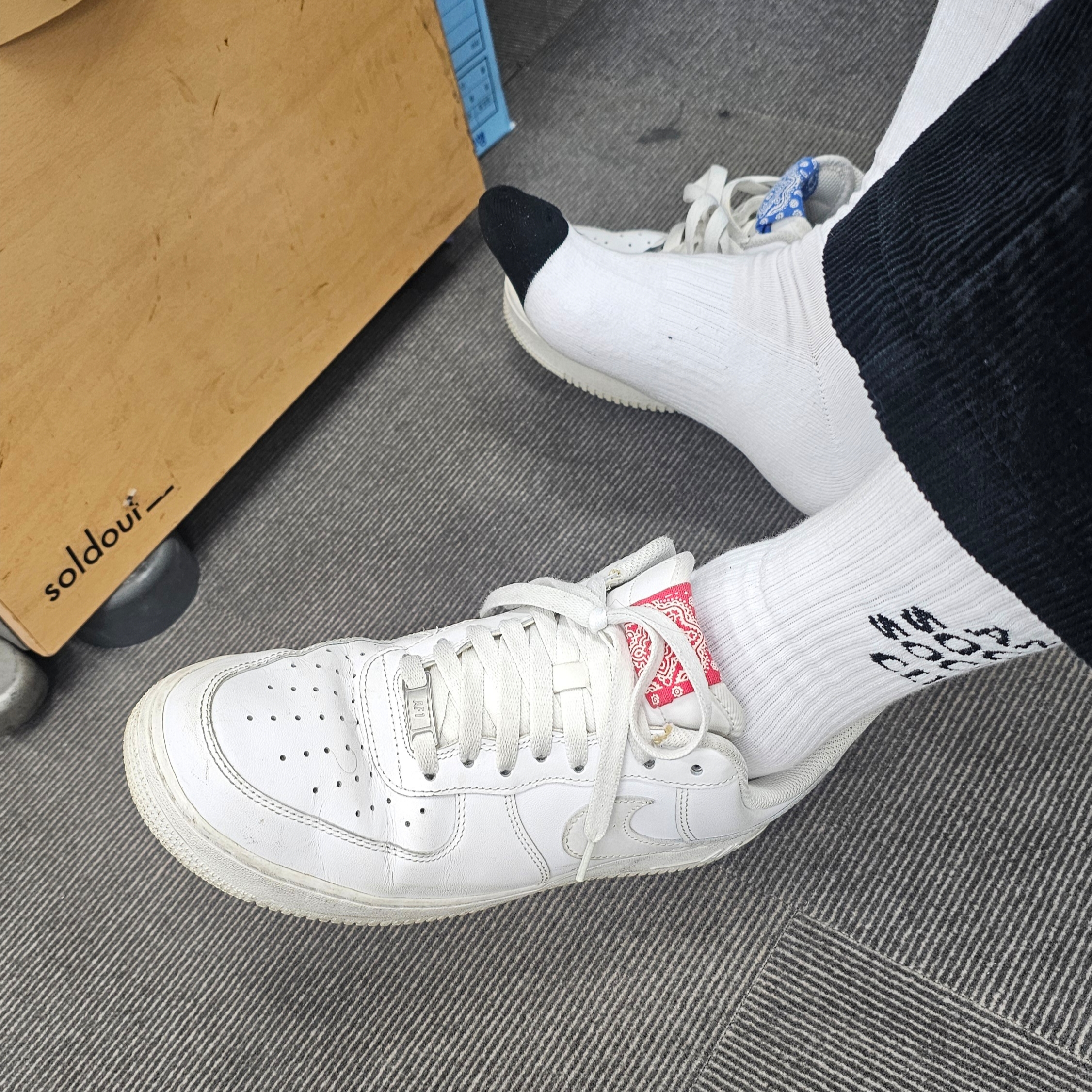 Anti Social Social Club Color Block Socks White, Nike Air Force 1 '07 Low White 착용 스타일