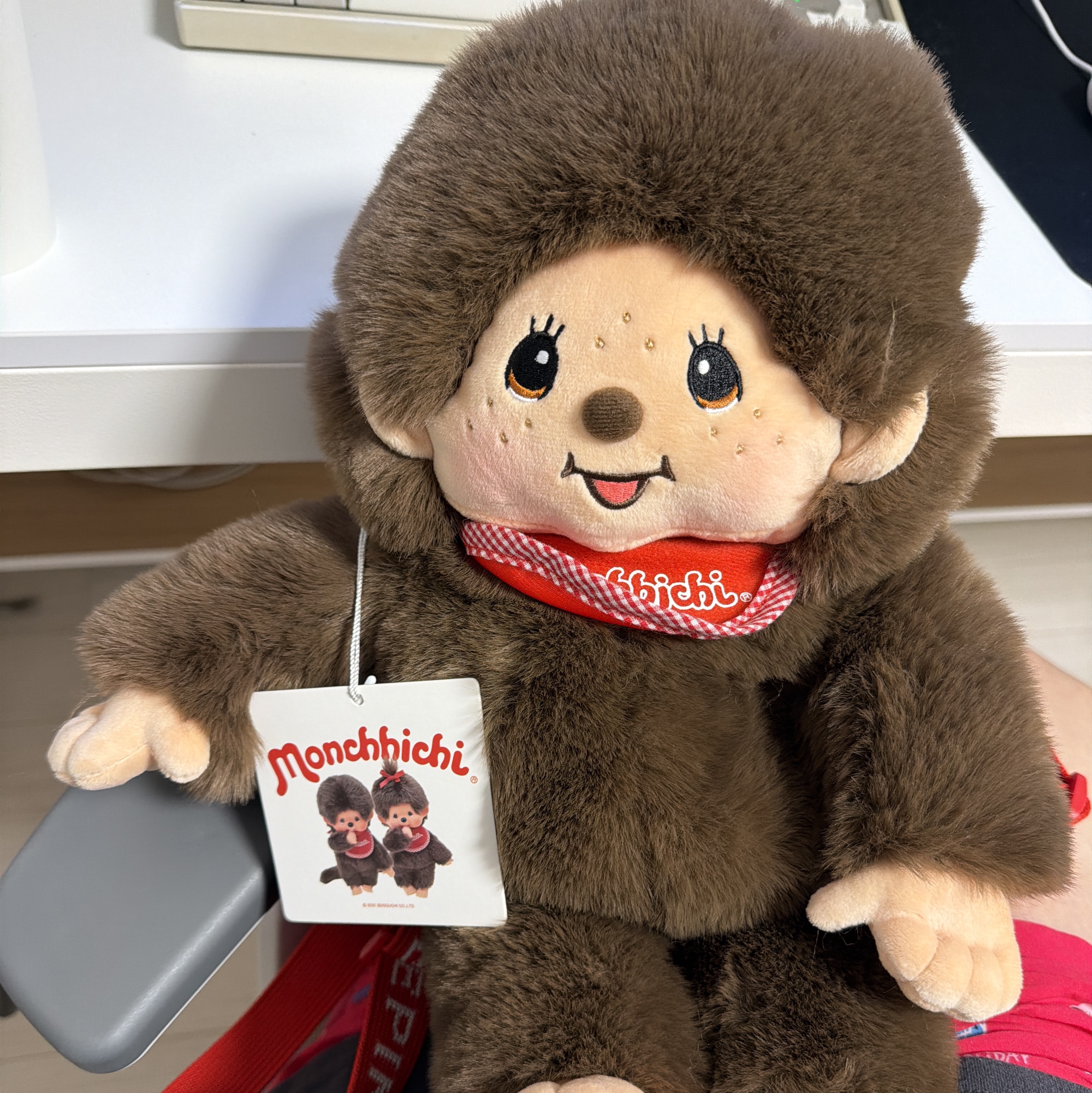 (Kids) Monchhichi x Bebe De Pino Bag Brown 착용 스타일