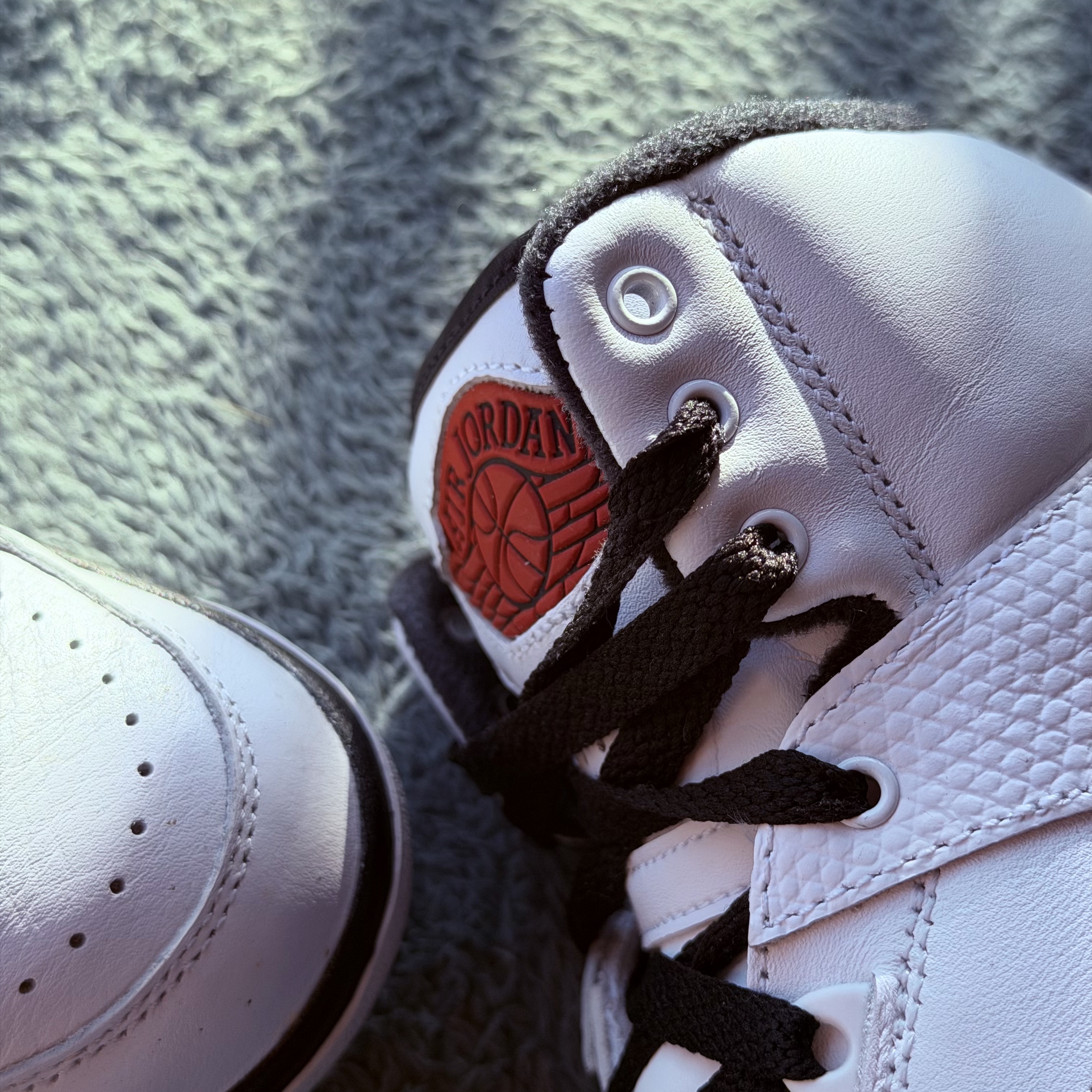 Jordan 2 Retro OG Chicago 착용 스타일 - 2