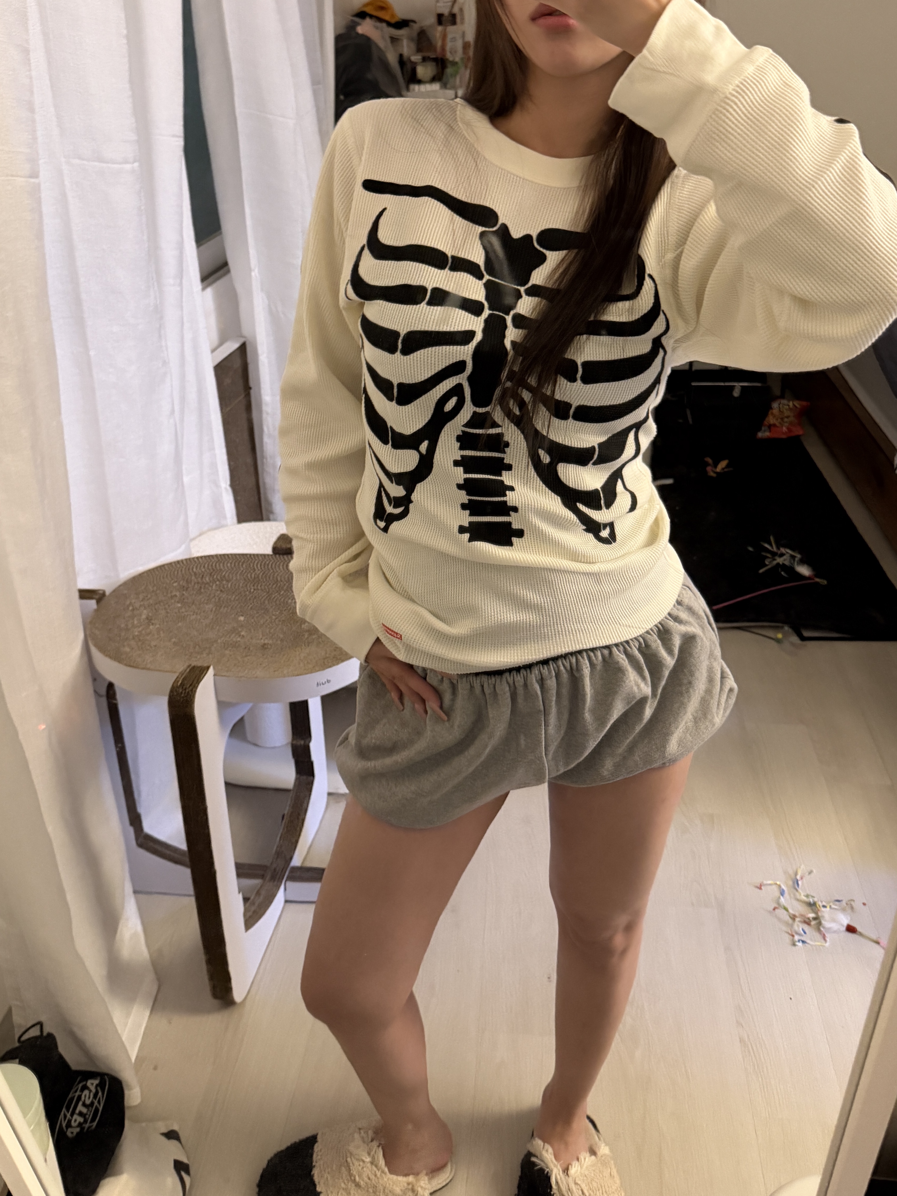 Supreme Hanes Bones Thermal Crew Natural (1 Pack) 착용 스타일 - 2