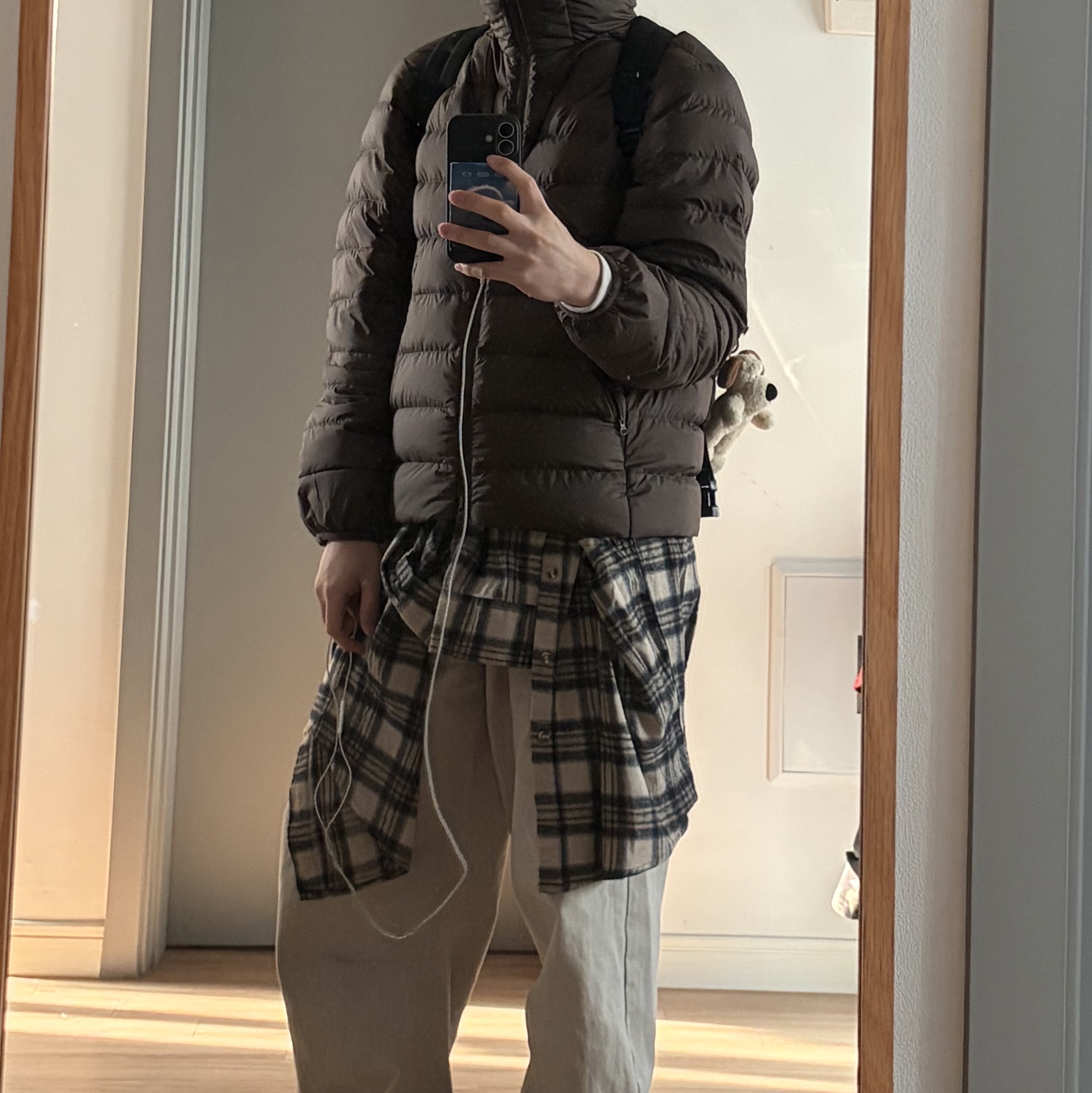Musinsa Standard City Leisure Hooded Light Down Jacket Brown 착용 스타일