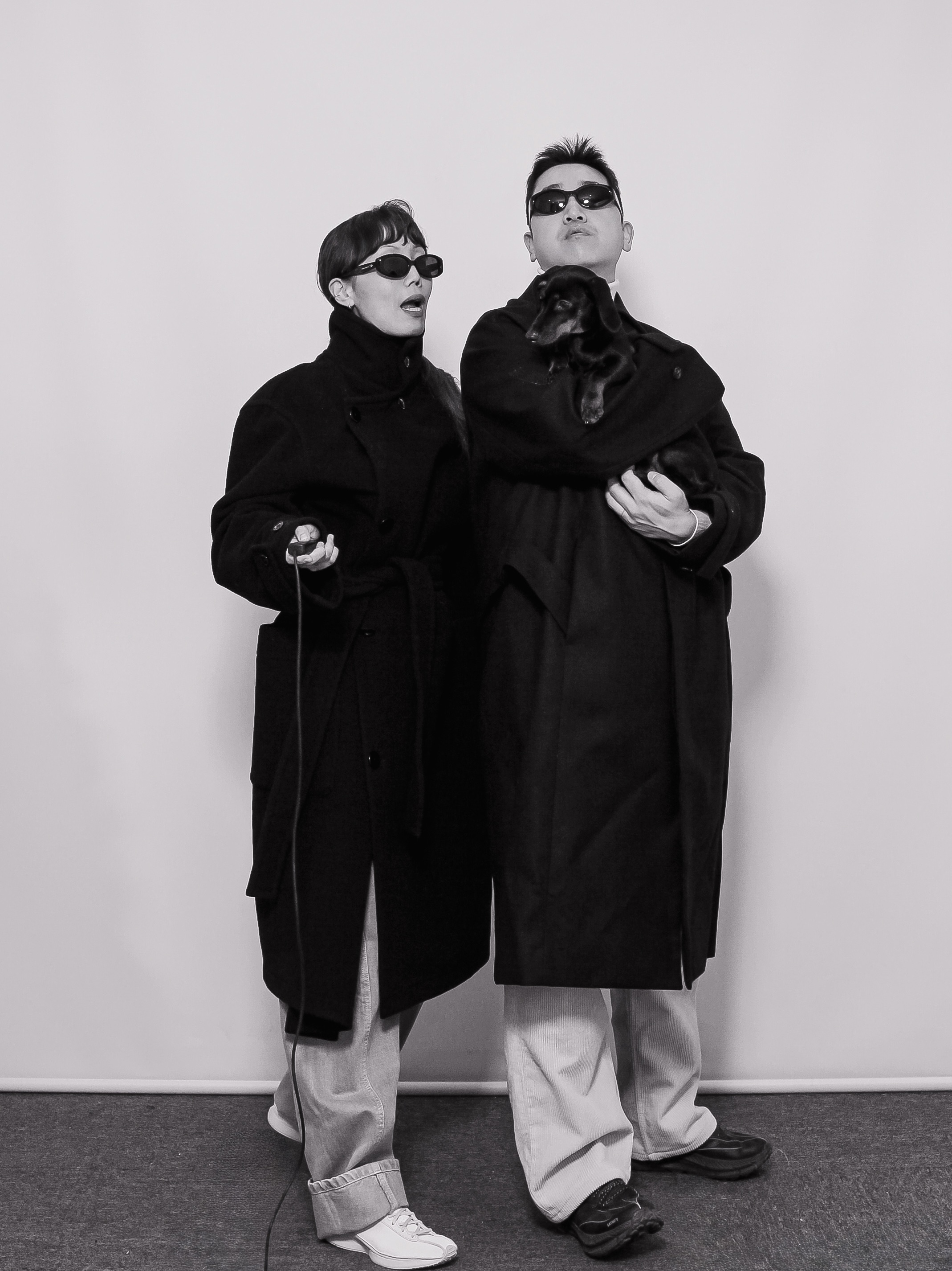Lemaire Double Wool Wrap Coat Black, Lemaire Snowy Heavy Denim Twisted Belted Pants Denim Snow Oat 착용 스타일