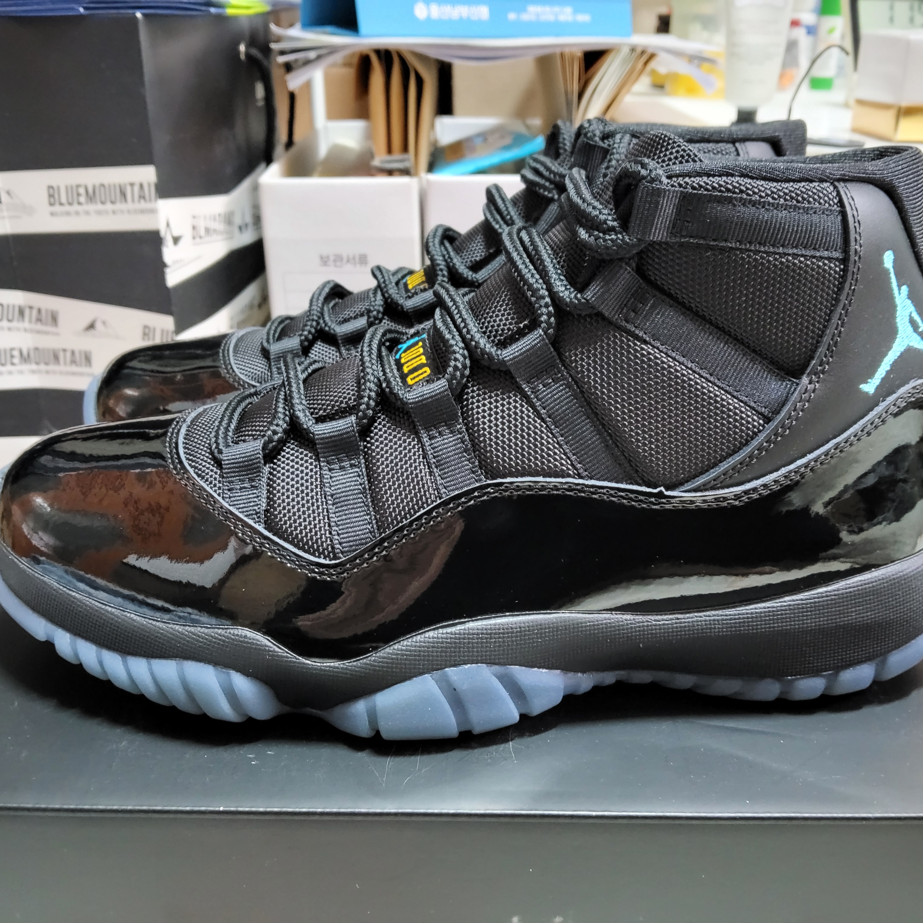 Jordan 11 Retro Gamma 착용 스타일 - 2