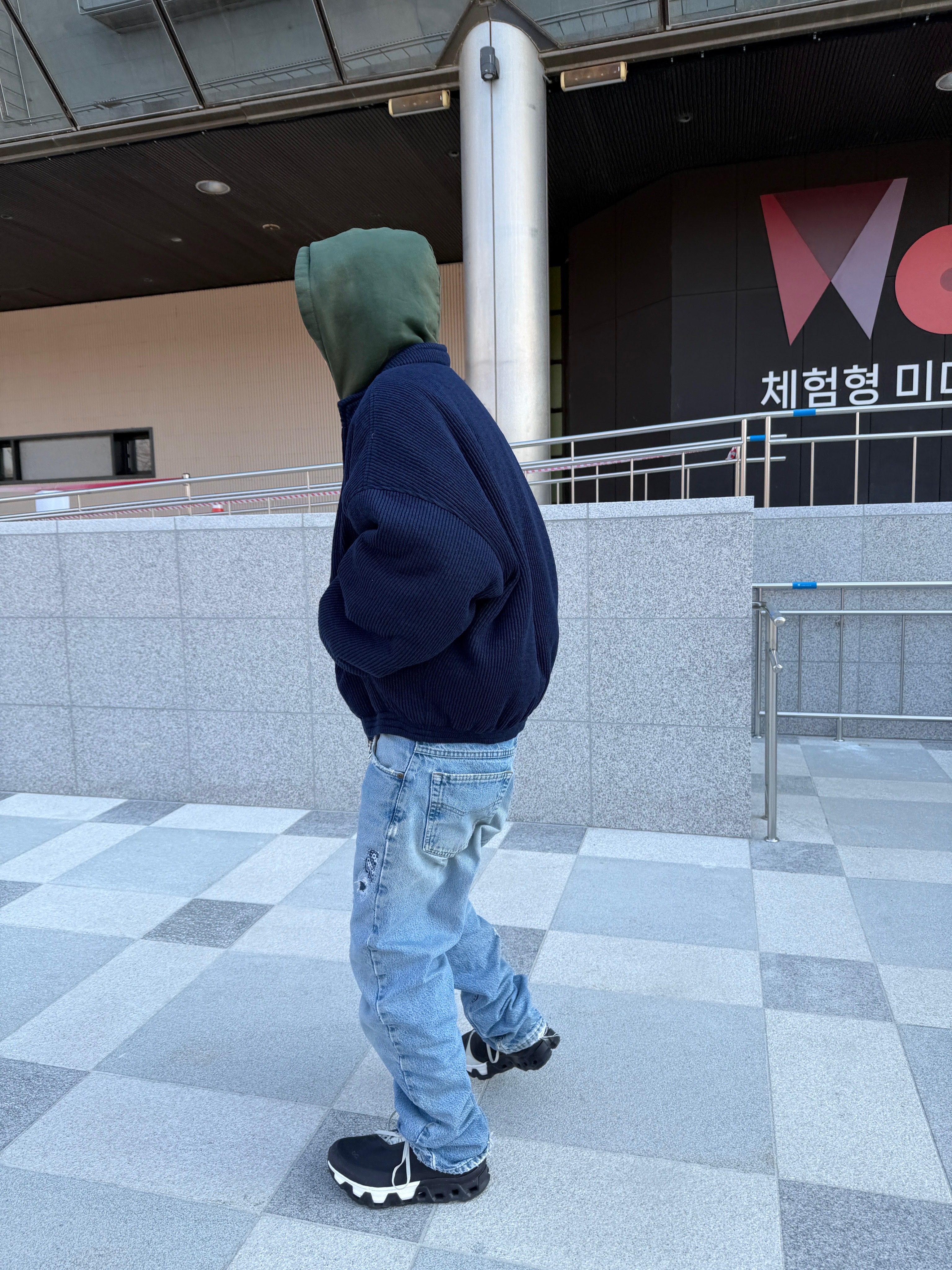Nonnod Knit Bomber Navy, Nonnod Knit Bomber Navy 착용 스타일 - 6