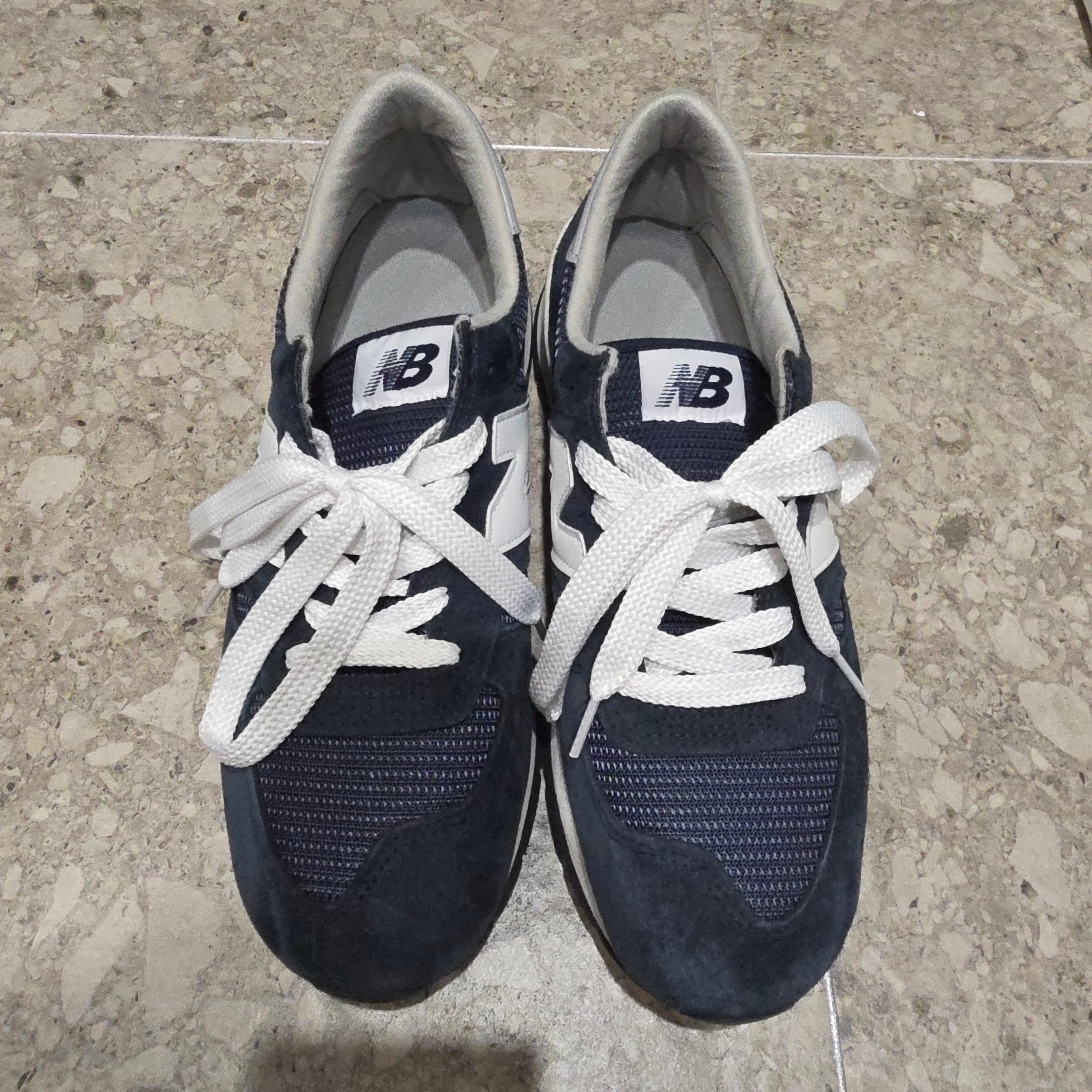 New Balance 990v1 Made in USA Navy 착용 스타일